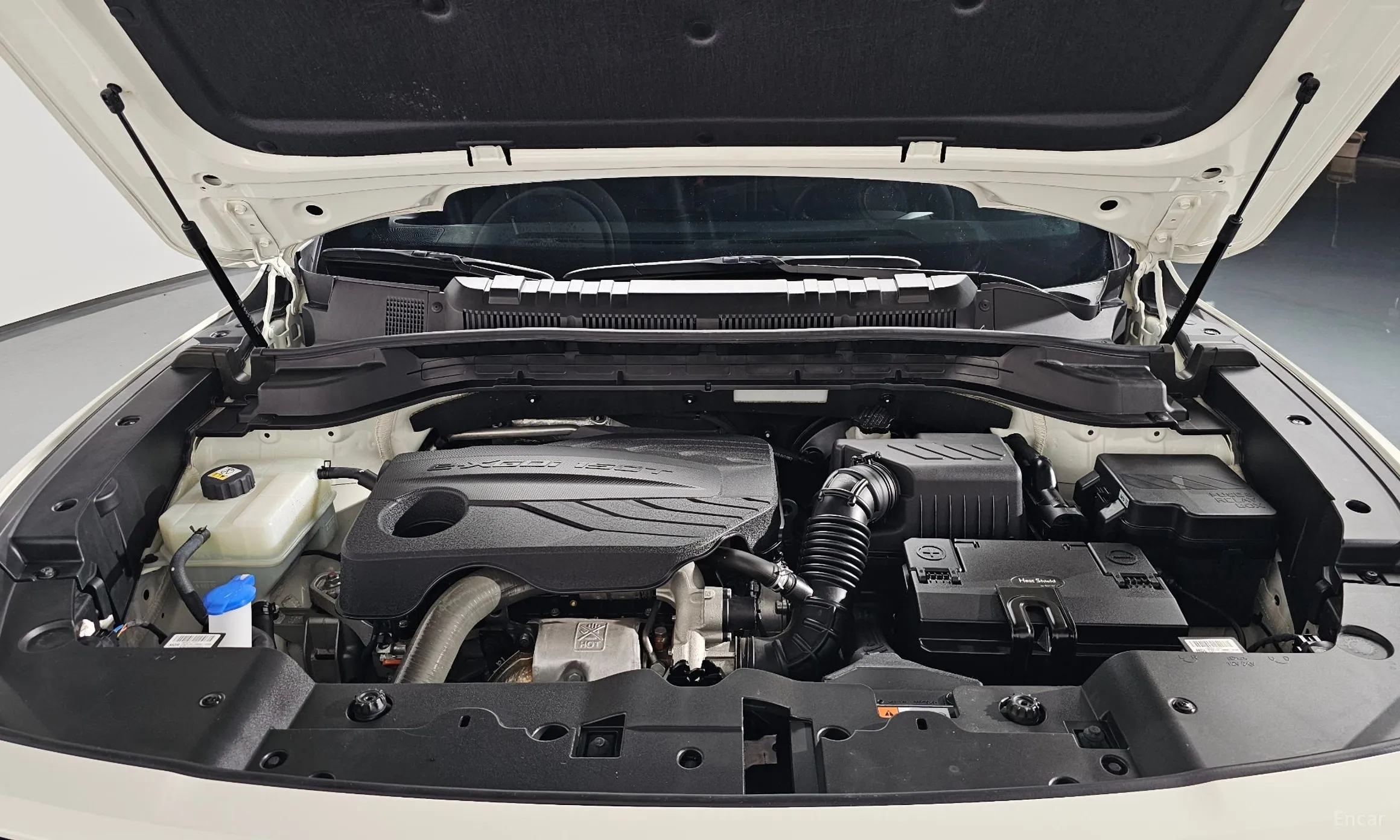 KG Mobility (SsangYong) Torres превью 6