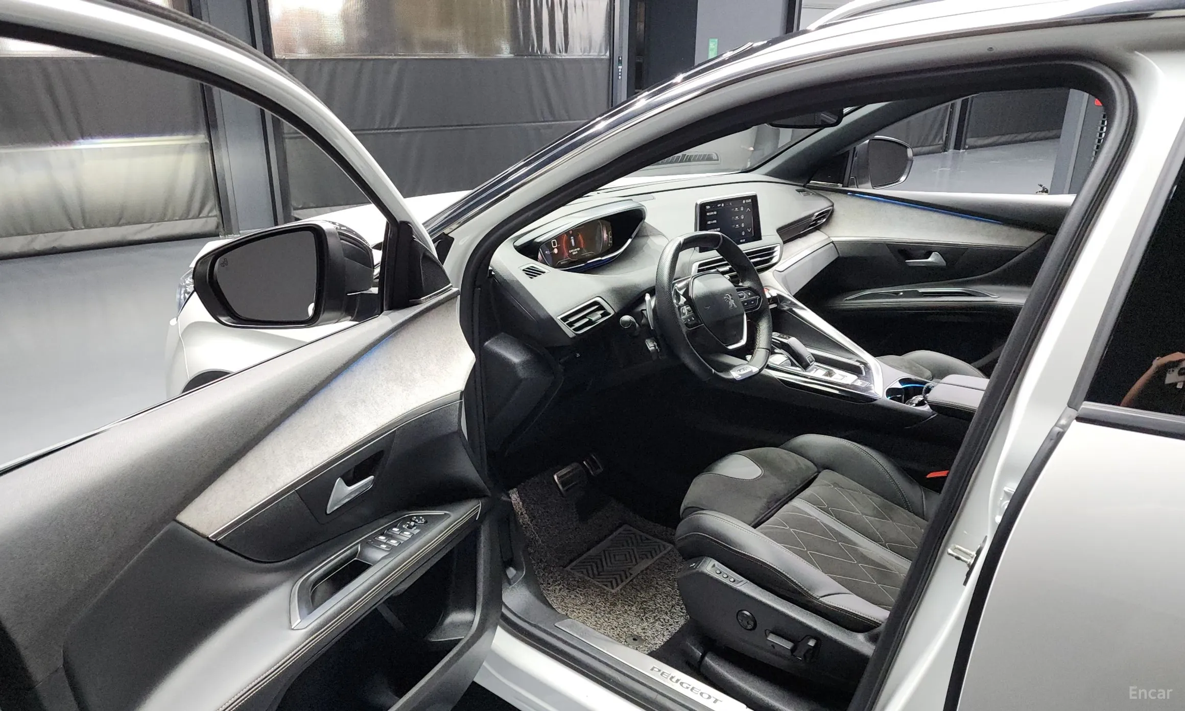 Peugeot 5008 2nd generation превью 10
