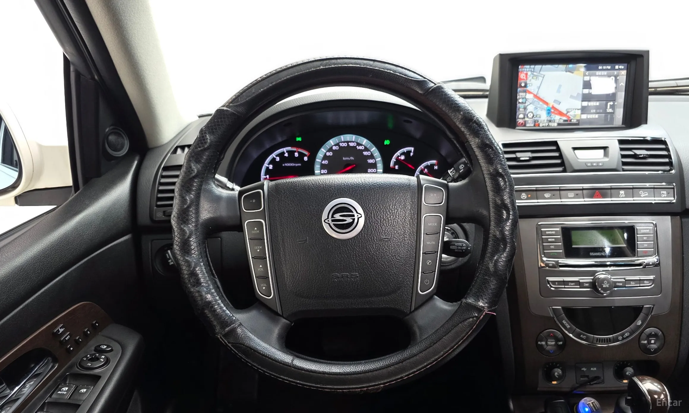 KG Mobility (SsangYong) Rexton W превью 13