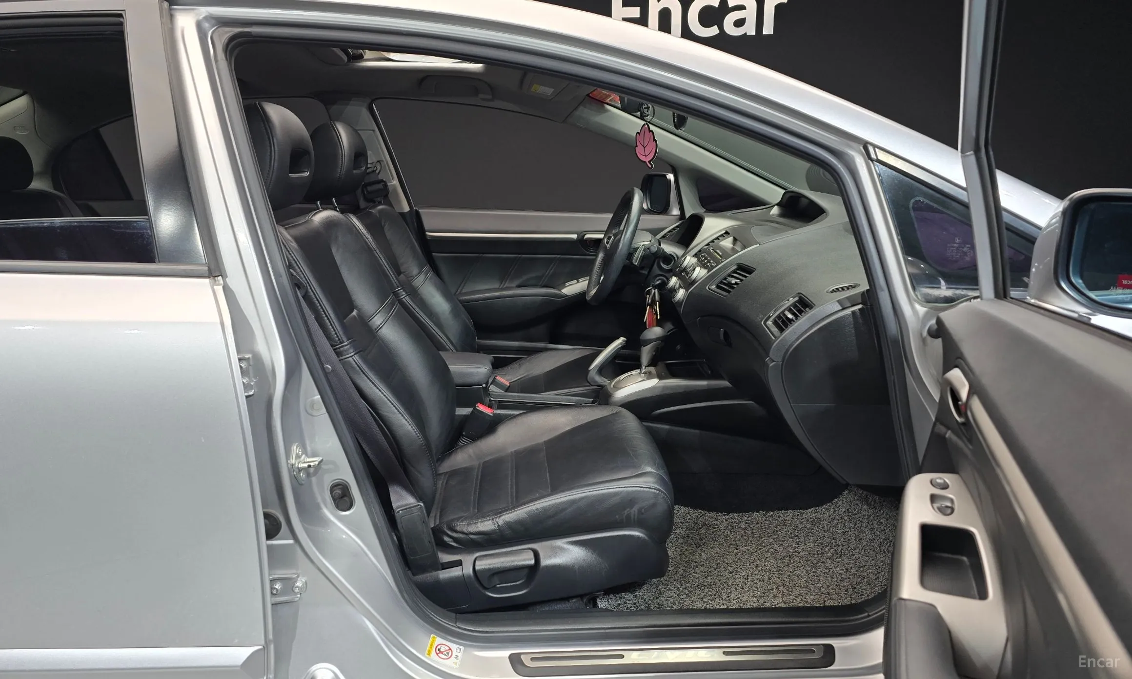 Honda Civic превью 10