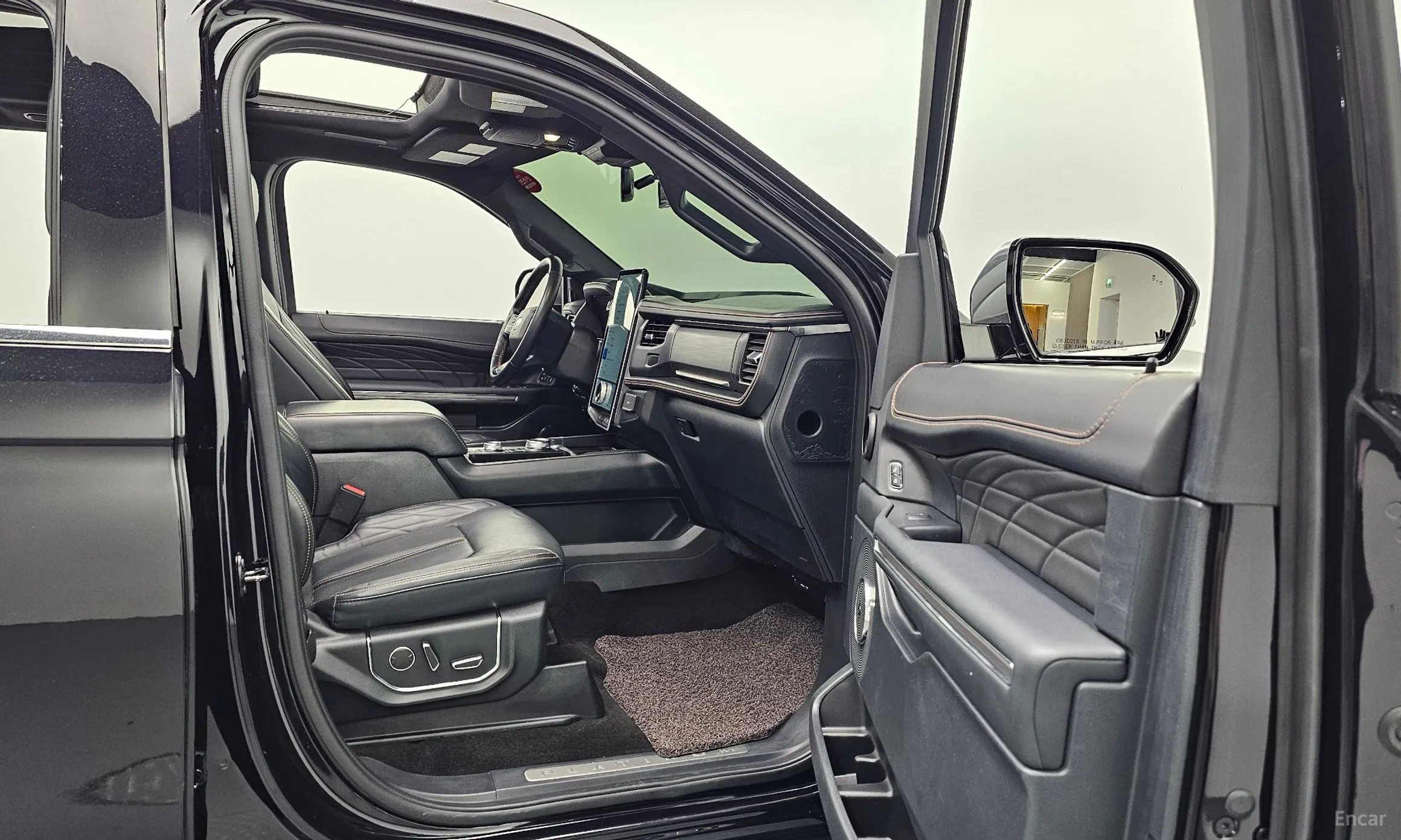 Ford Expedition превью 10