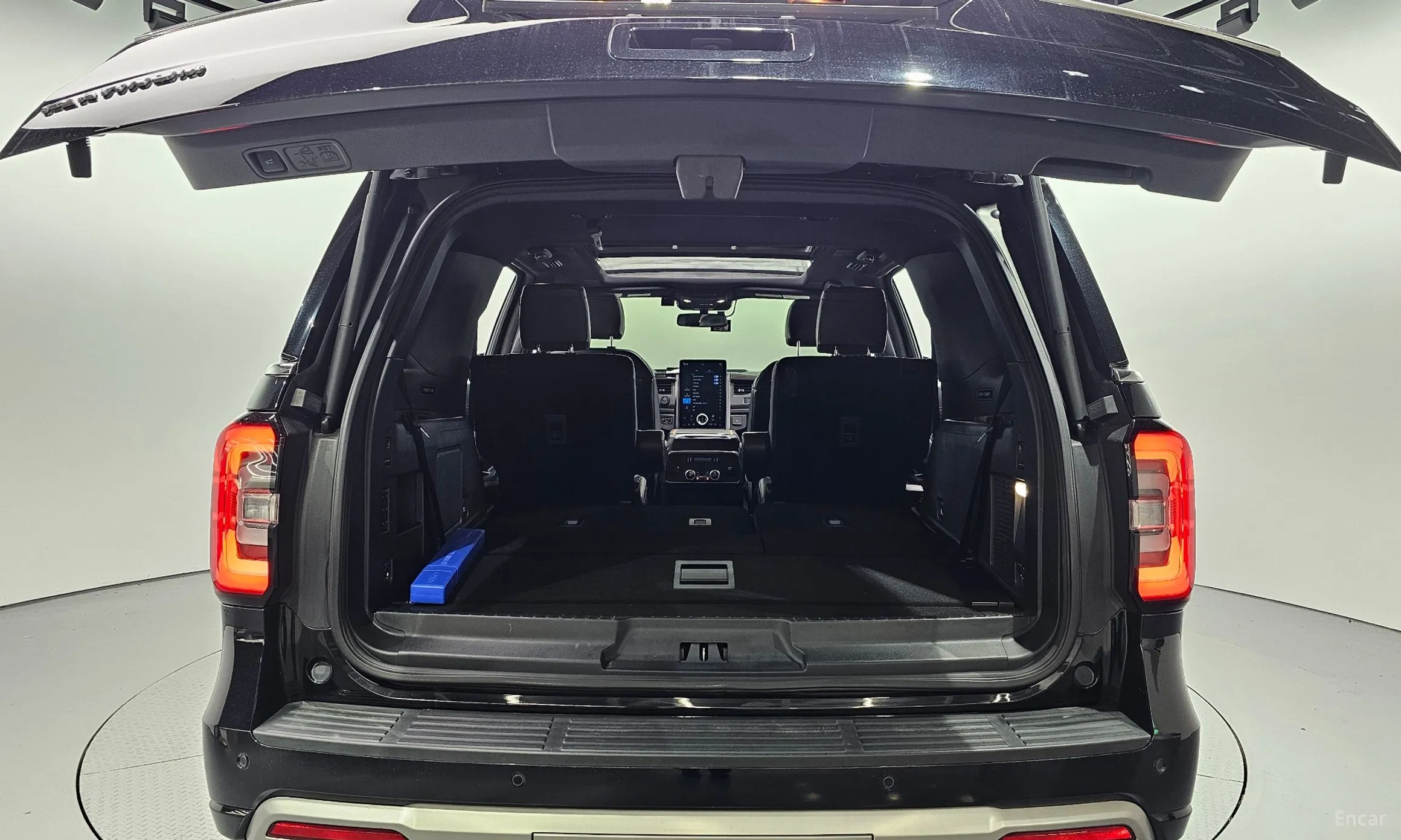 Ford Expedition превью 20