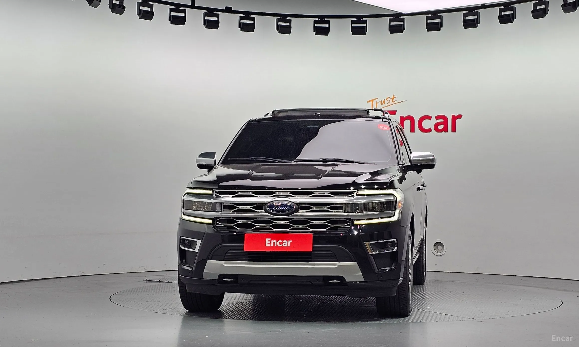 Ford Expedition превью 3