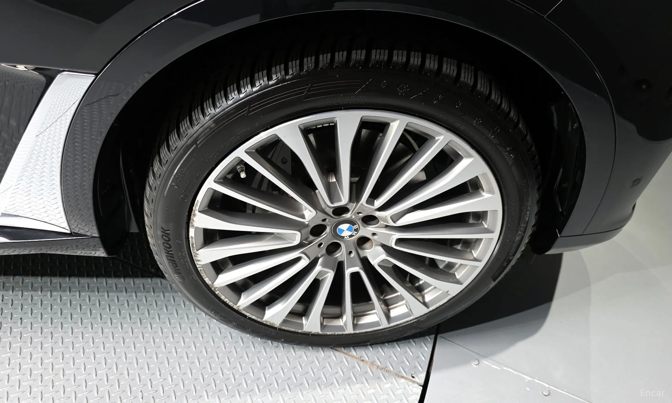 BMW X7 (G07) превью 5