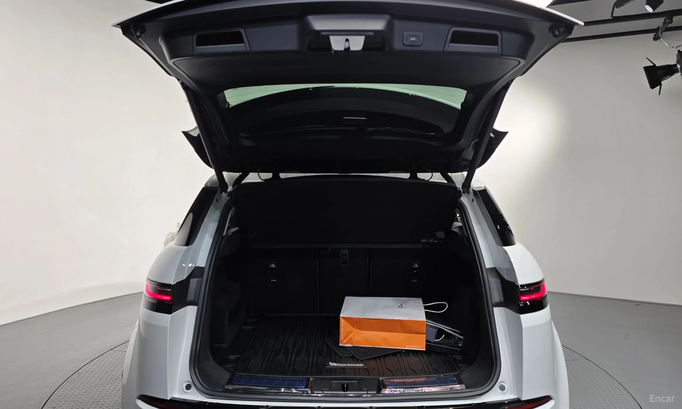 Land Rover Range Rover Evoque 2nd Generation превью 20