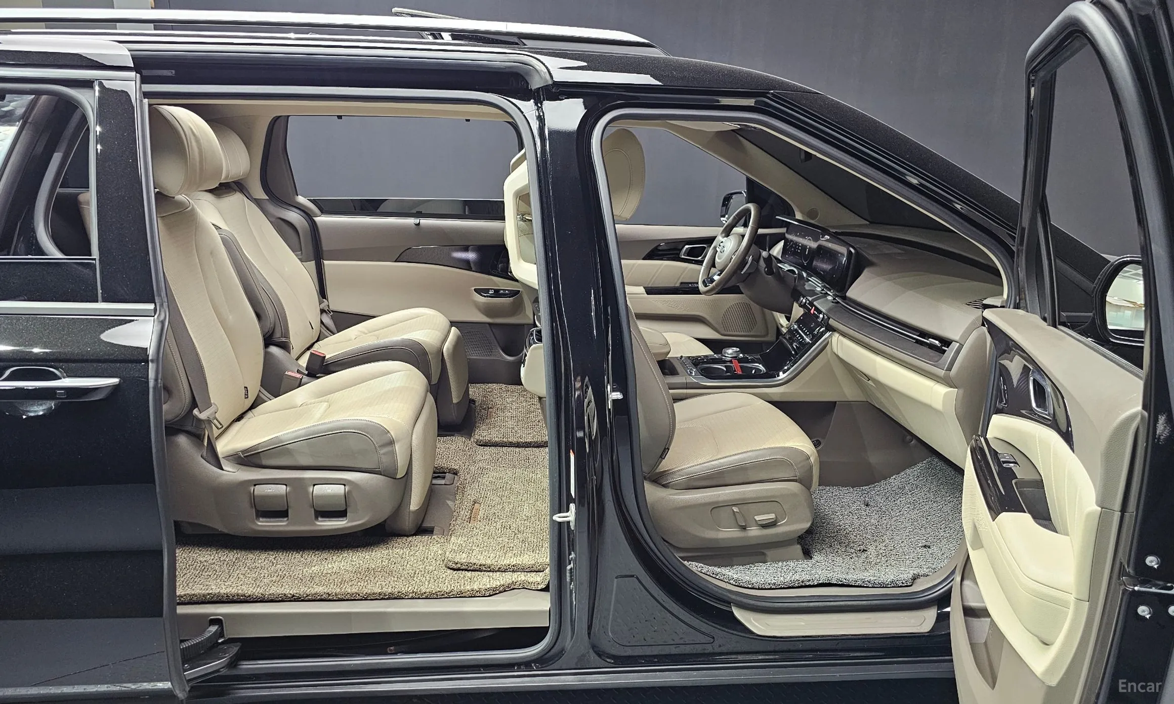 Kia Carnival Gen 4 превью 12