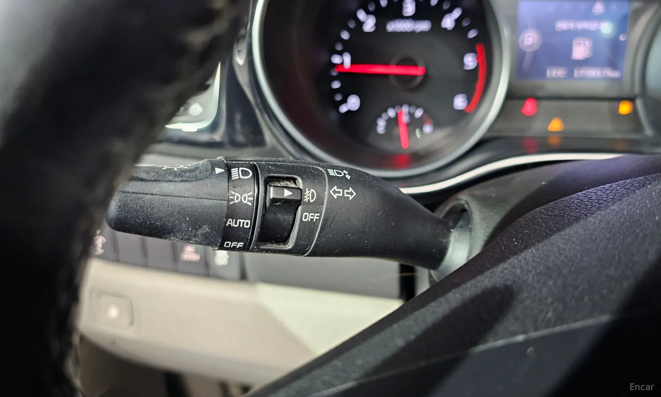 Kia Carnival превью 16