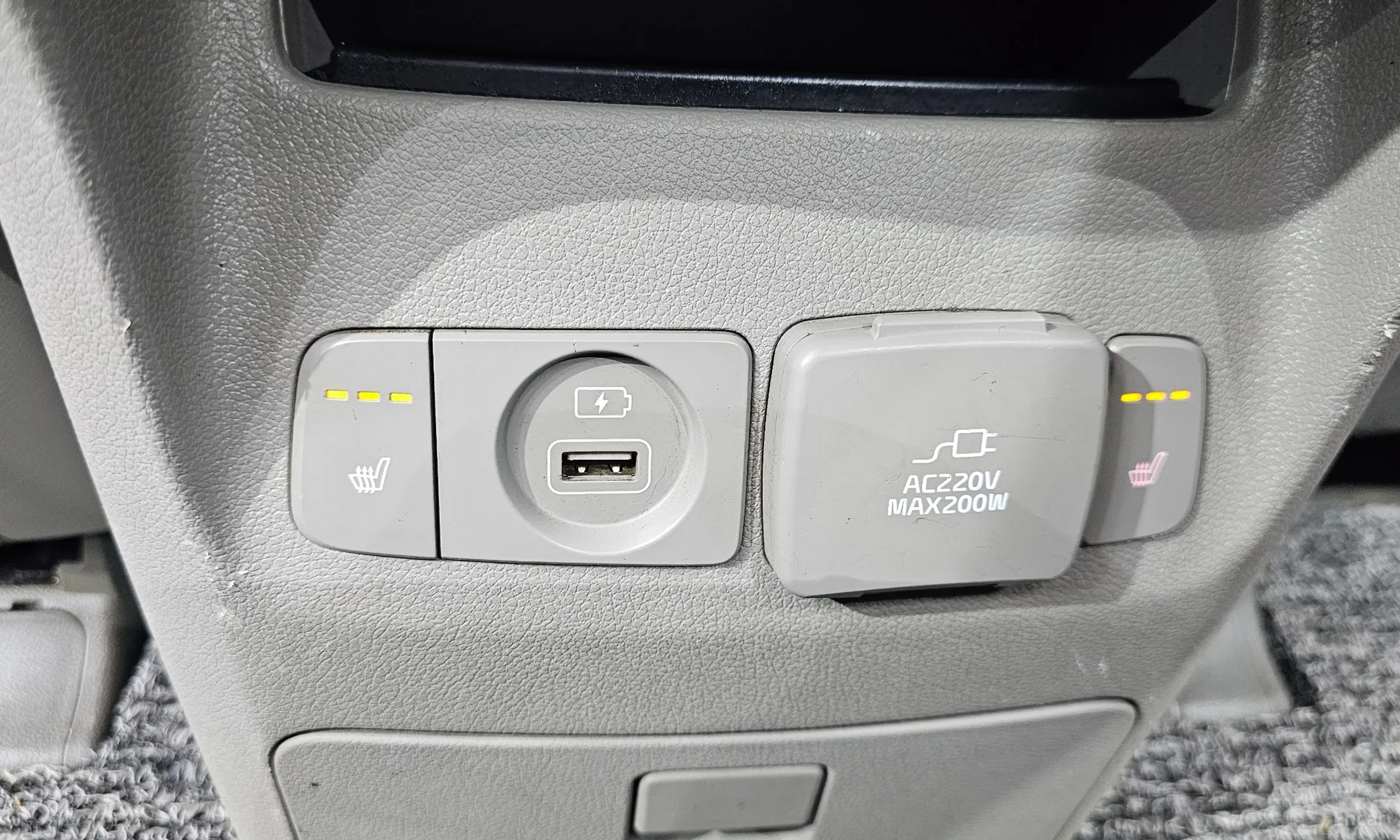 Kia Carnival превью 19