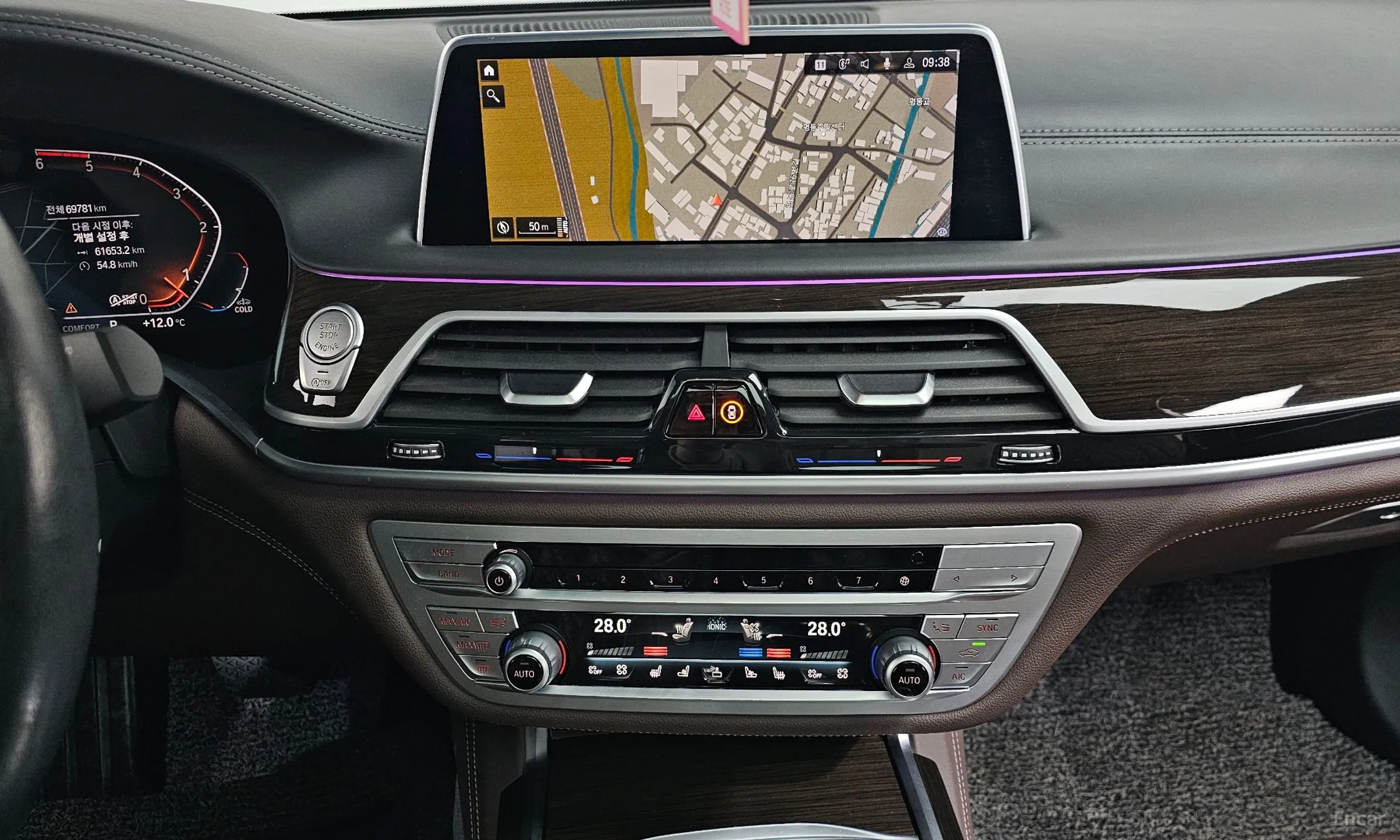 BMW 7 Series (G11) превью 14