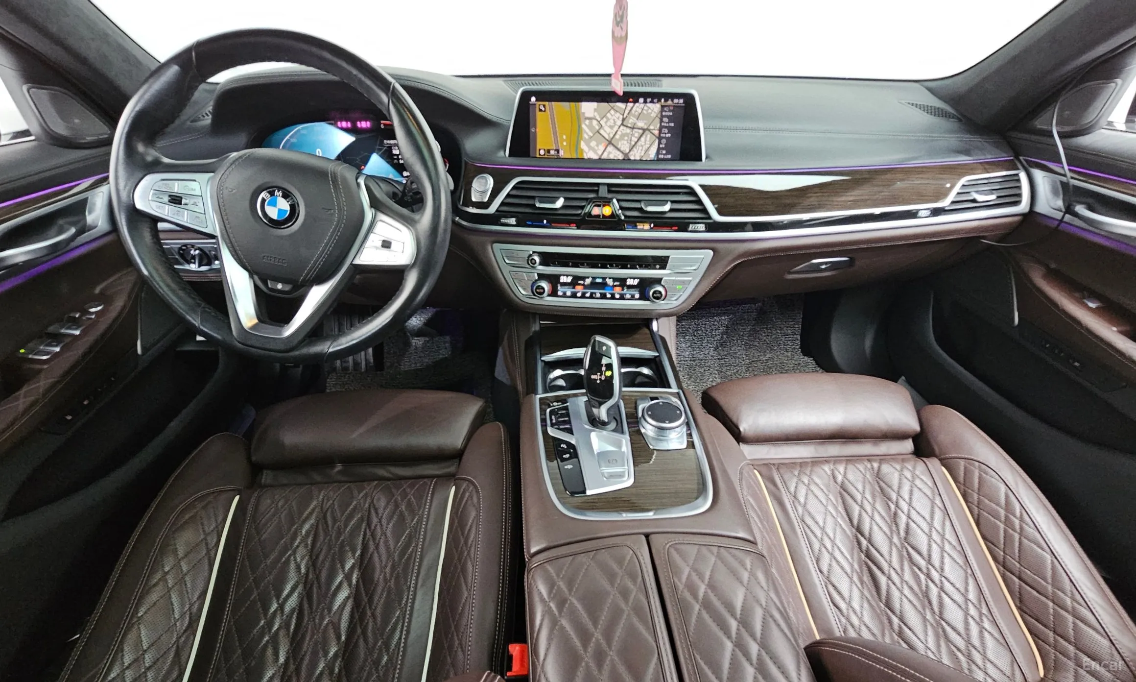 BMW 7 Series (G11) превью 7