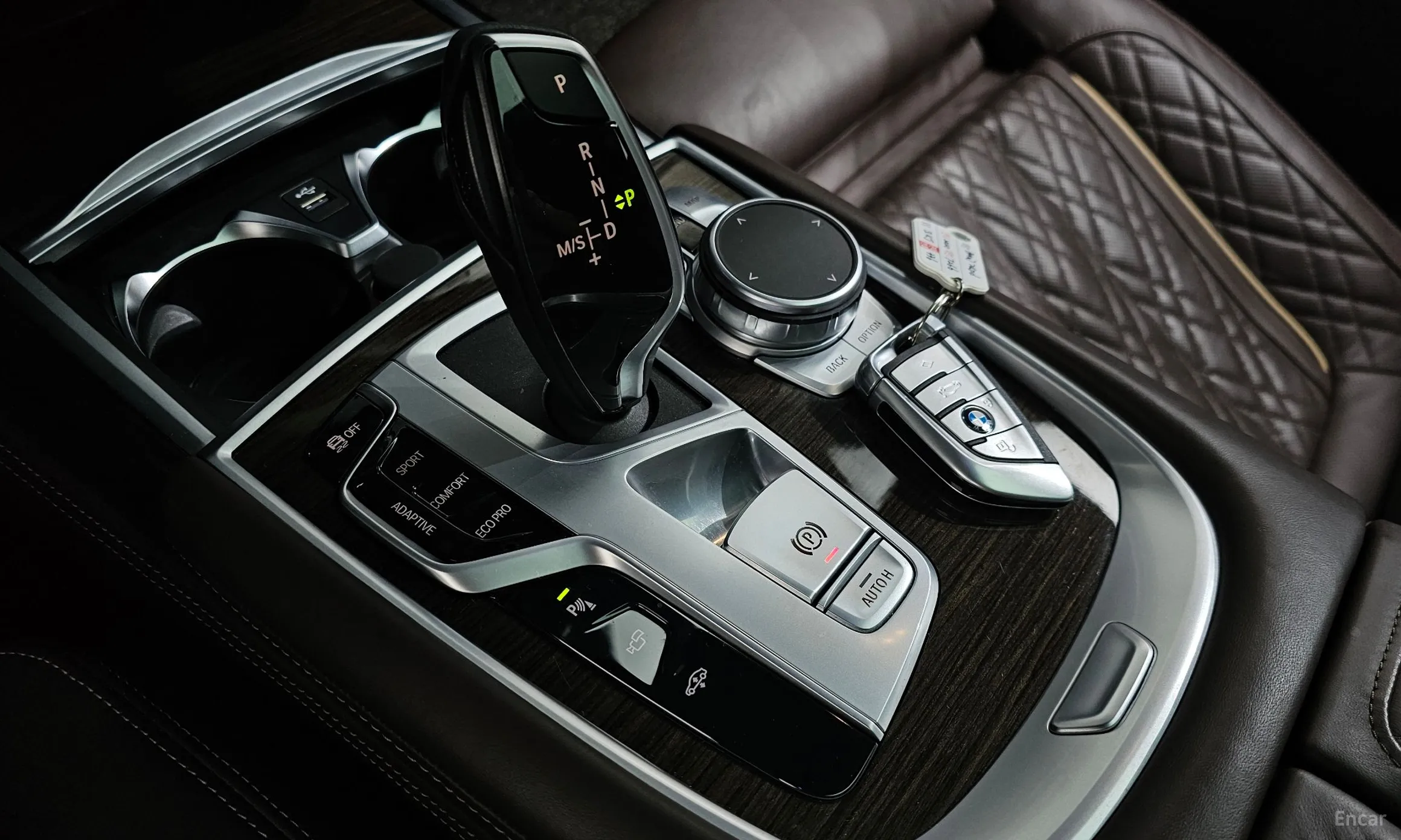 BMW 7 Series (G11) превью 9