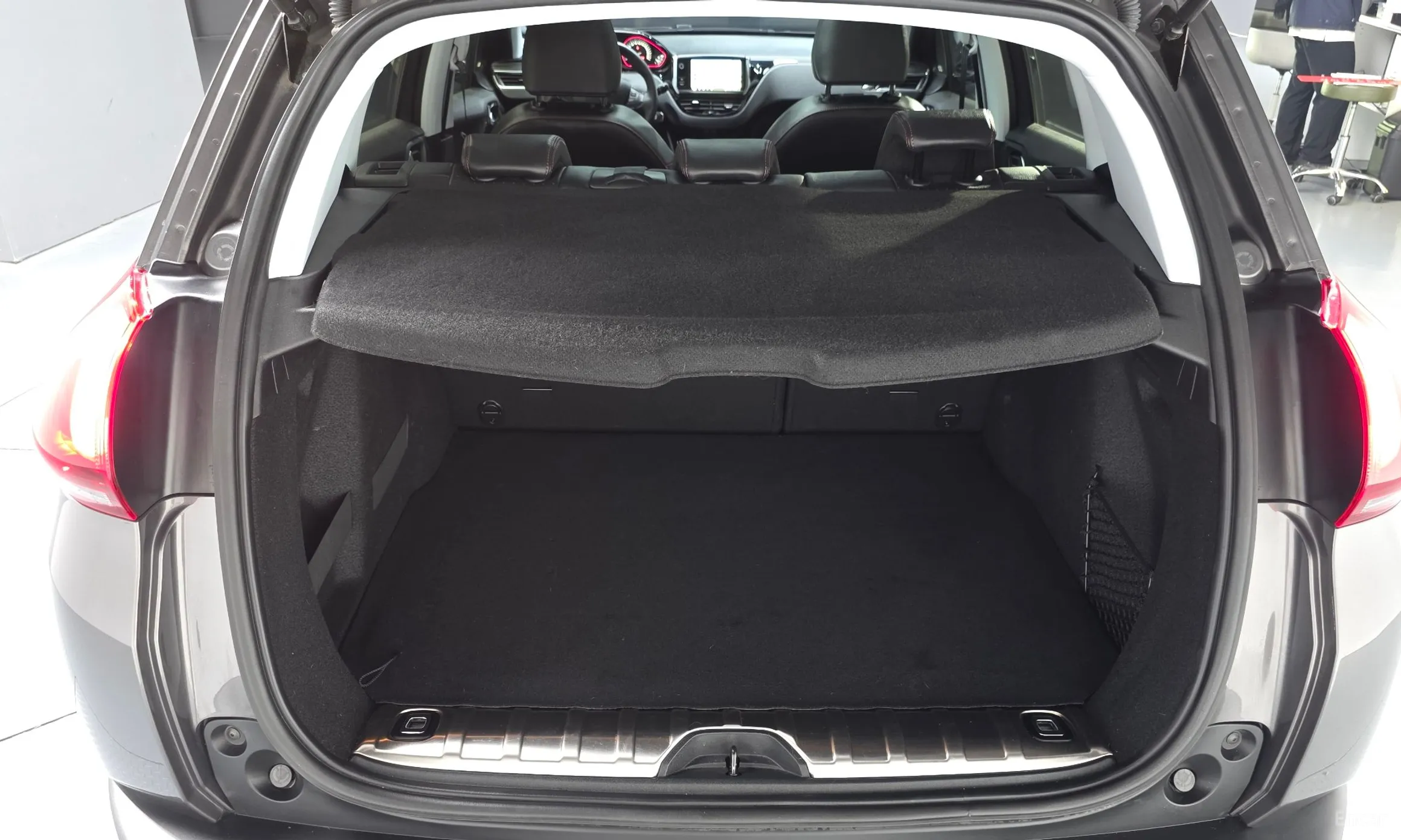 Peugeot 2008. превью 20