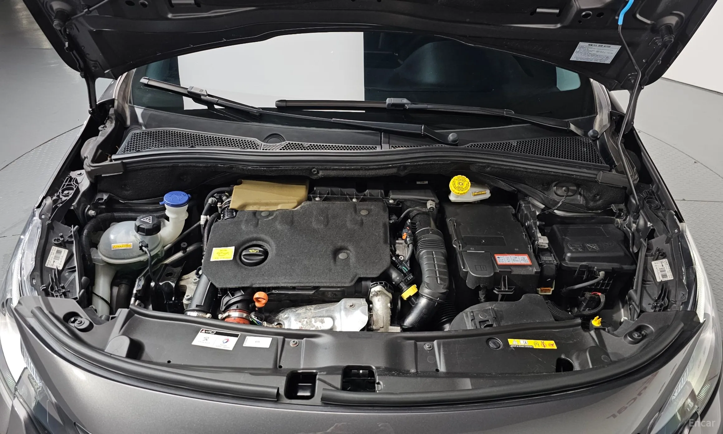 Peugeot 2008. превью 6