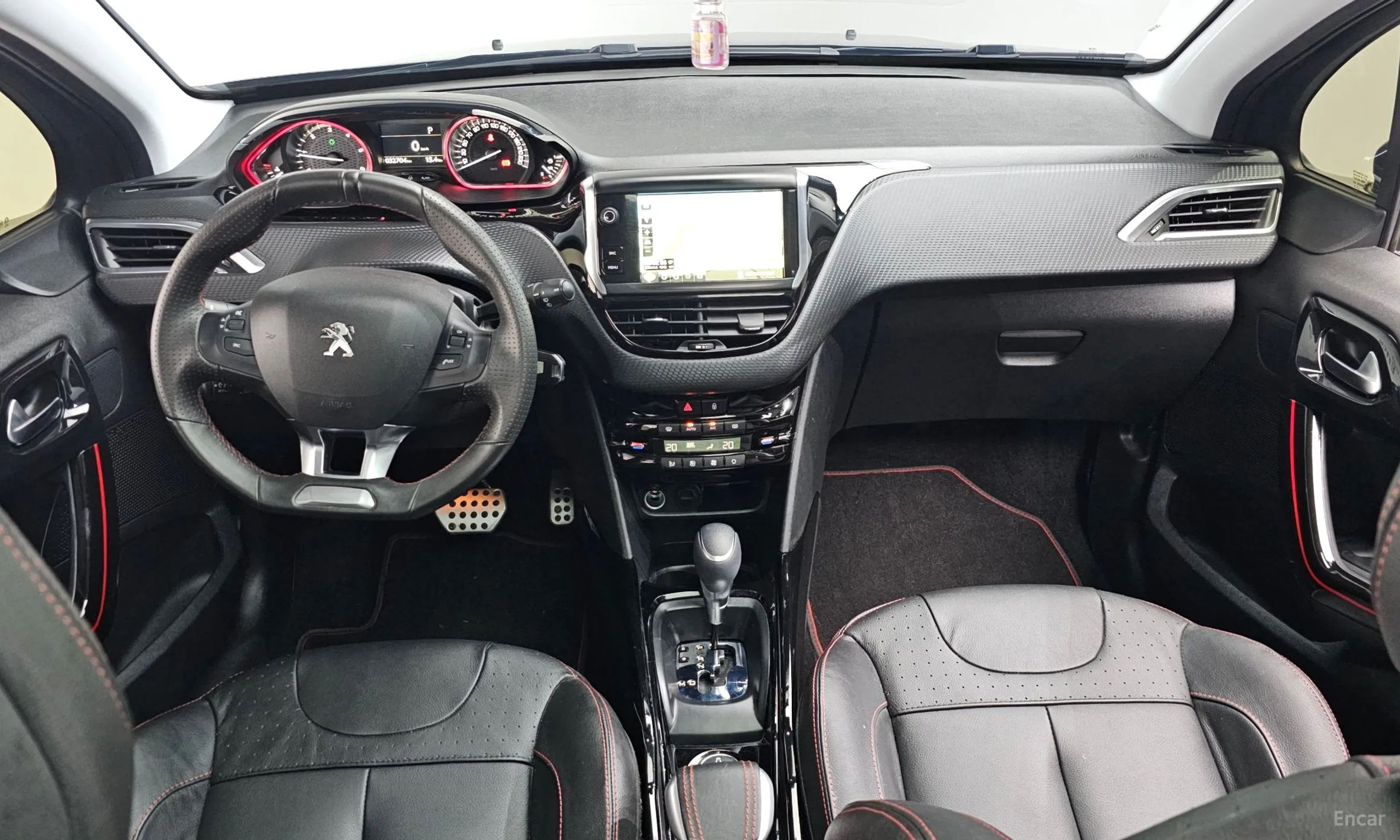 Peugeot 2008. превью 7