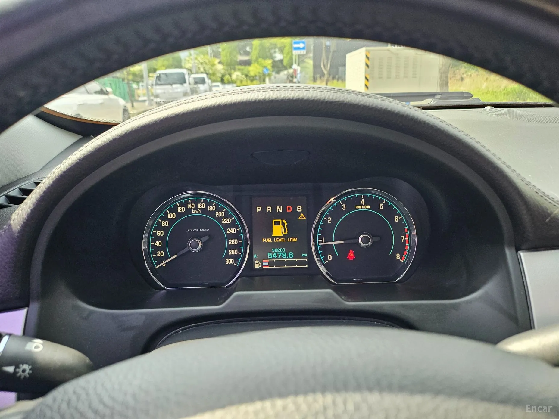 Jaguar New XF превью 20