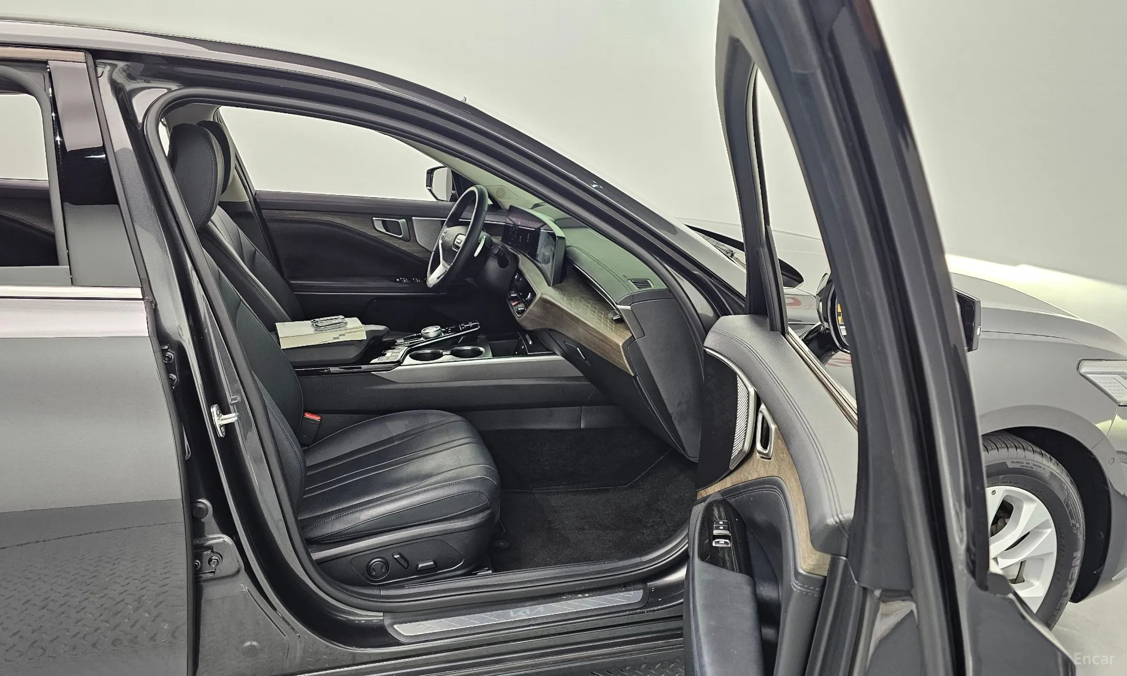 Kia K8 превью 10