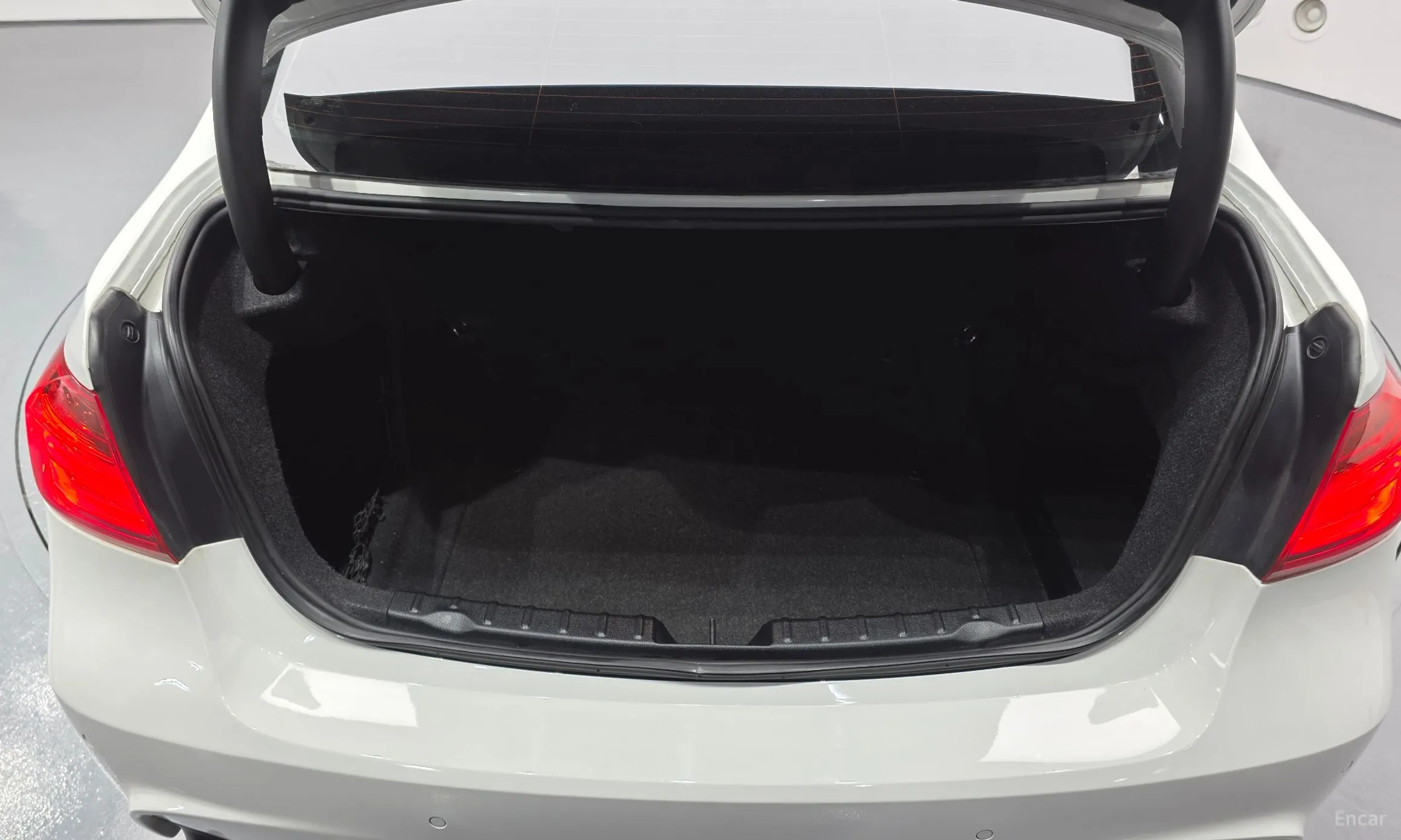 BMW 3 Series (F30) превью 20
