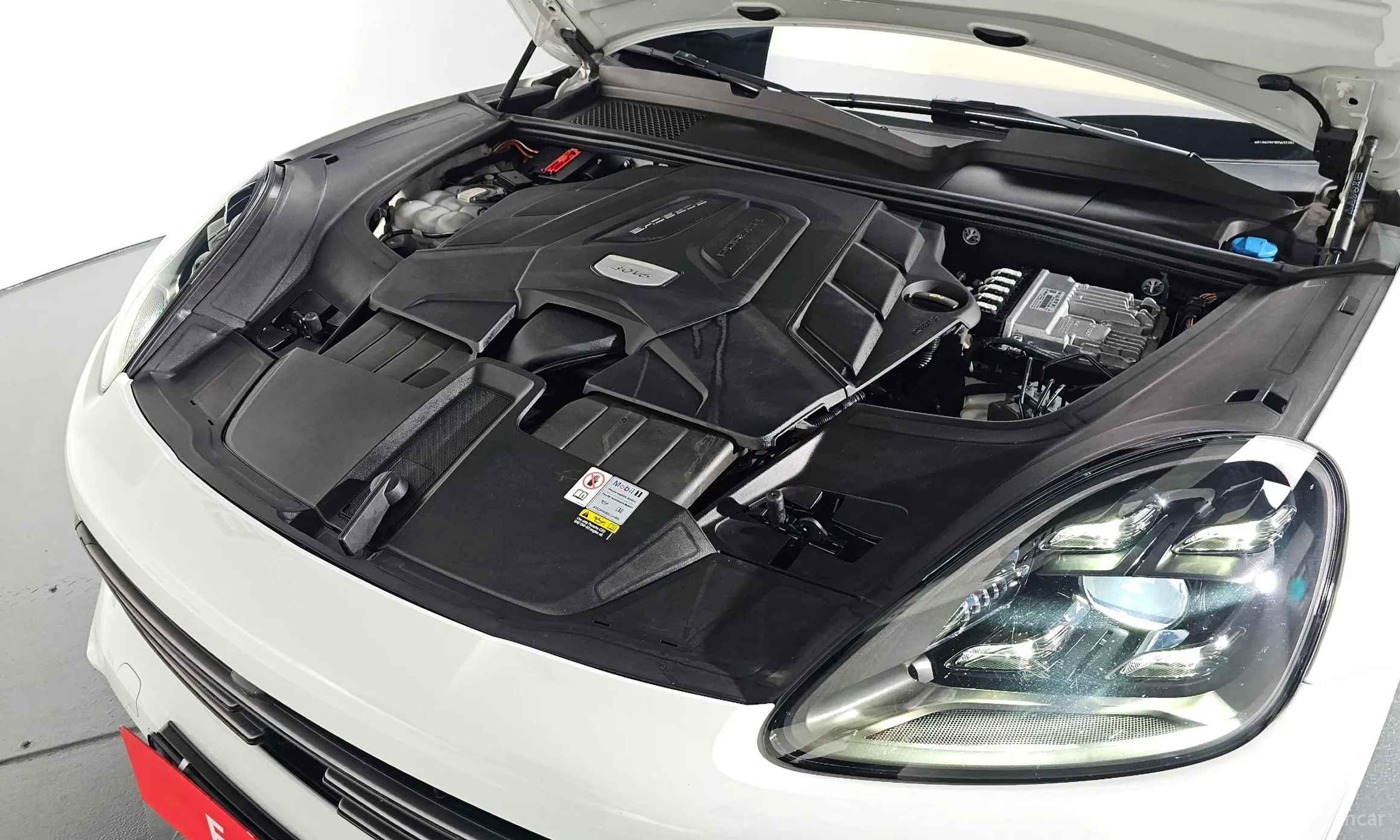 Porsche Cayenne (PO536) превью 6