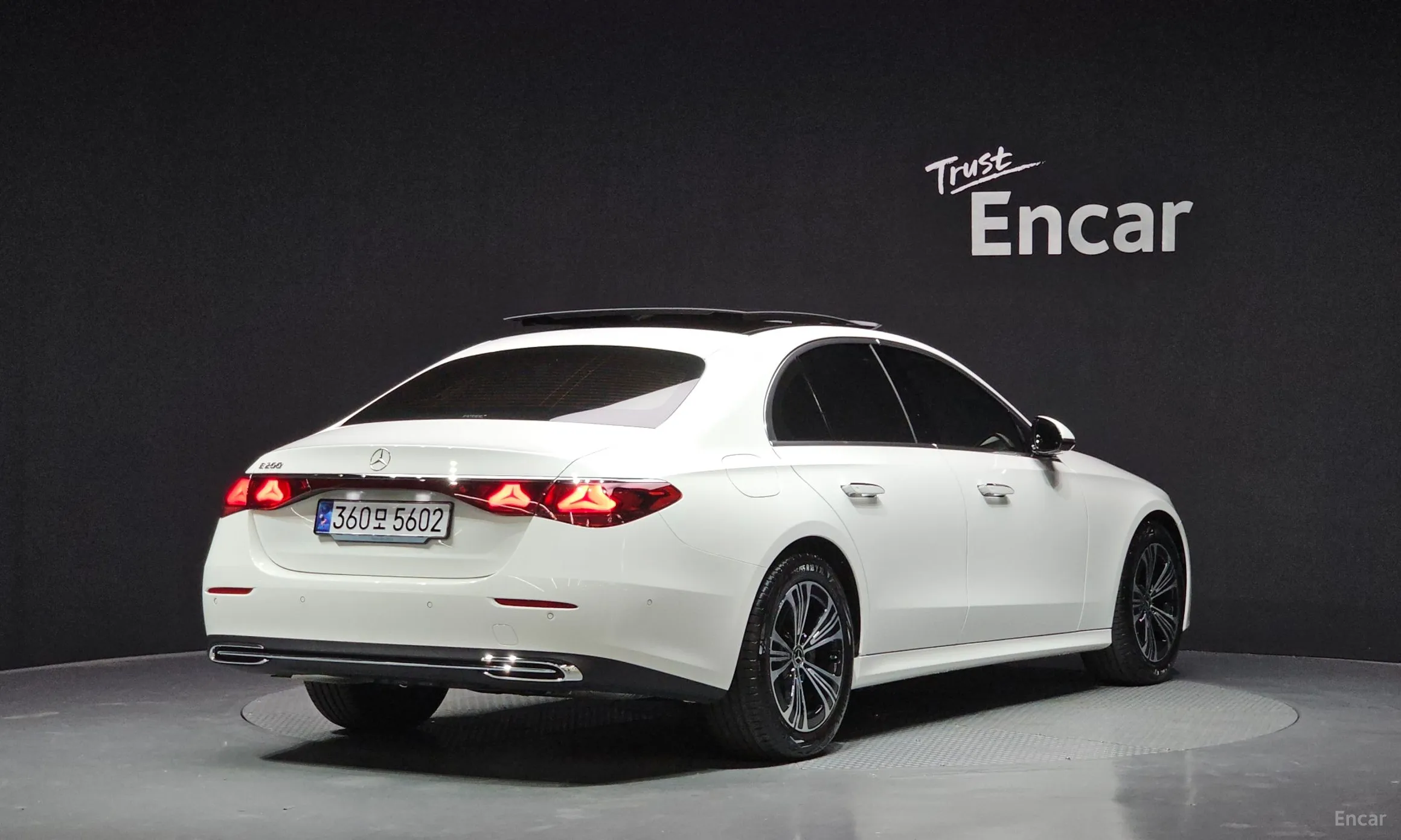 Mercedes Benz E-Class W214 превью 2