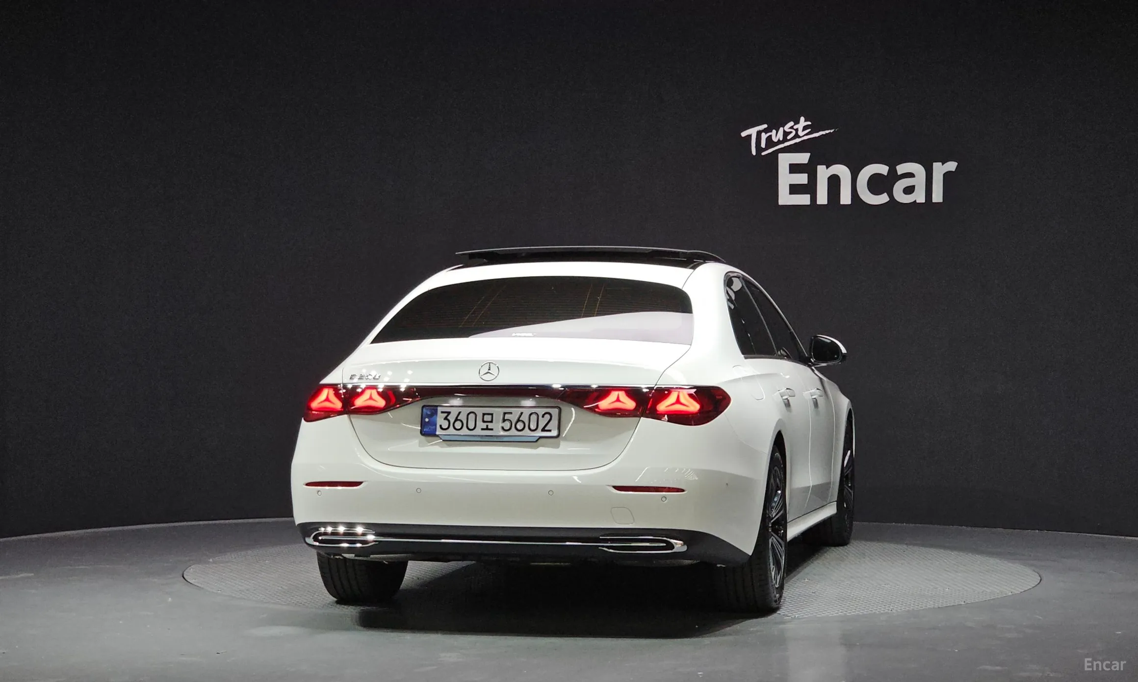 Mercedes Benz E-Class W214 превью 4