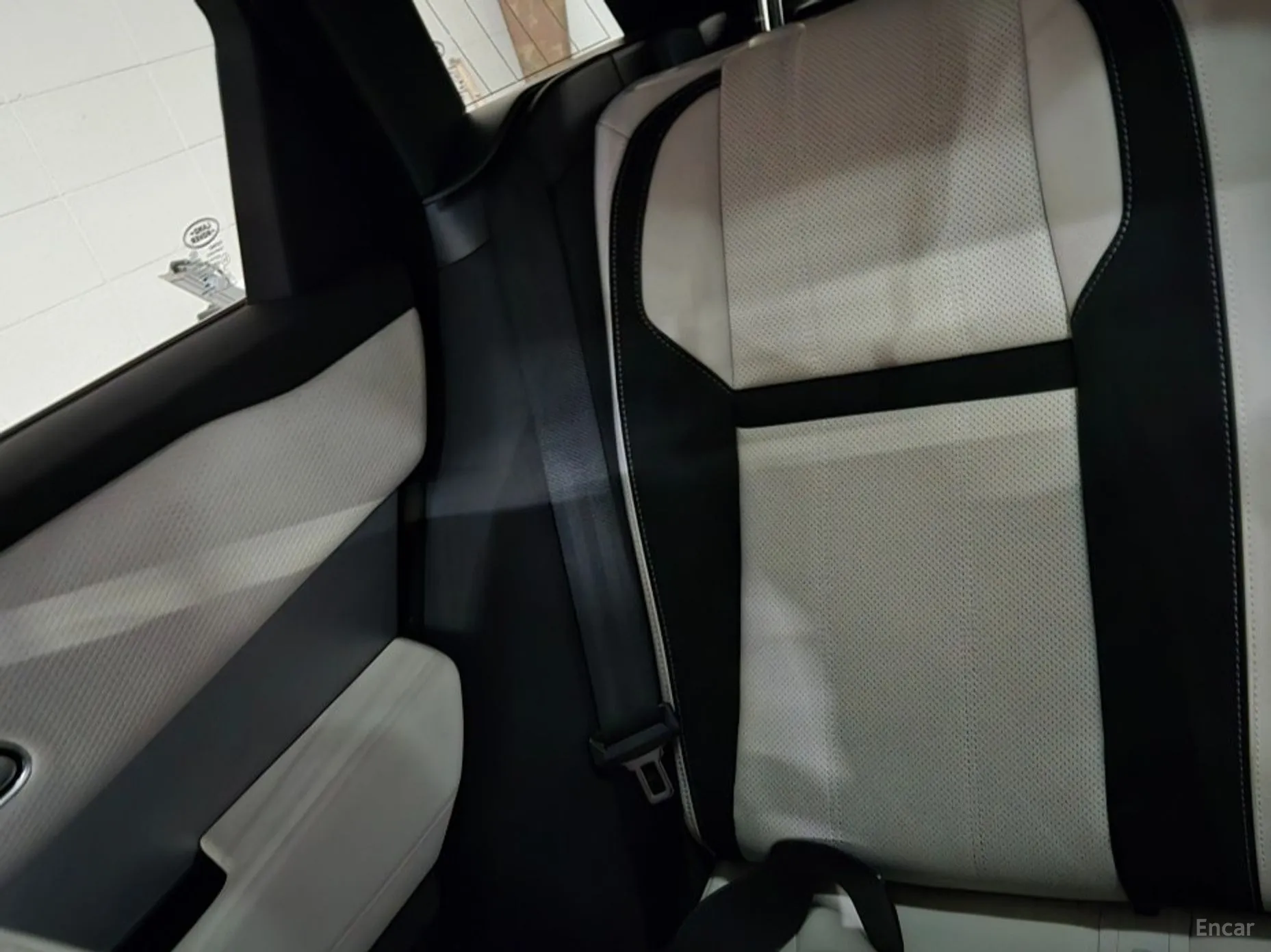 Land Rover Range Rover Bella превью 11