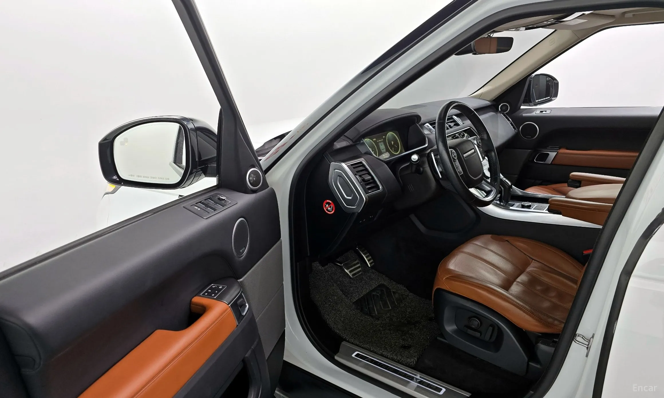 Land Rover Range Rover Sport 2nd Generation превью 10
