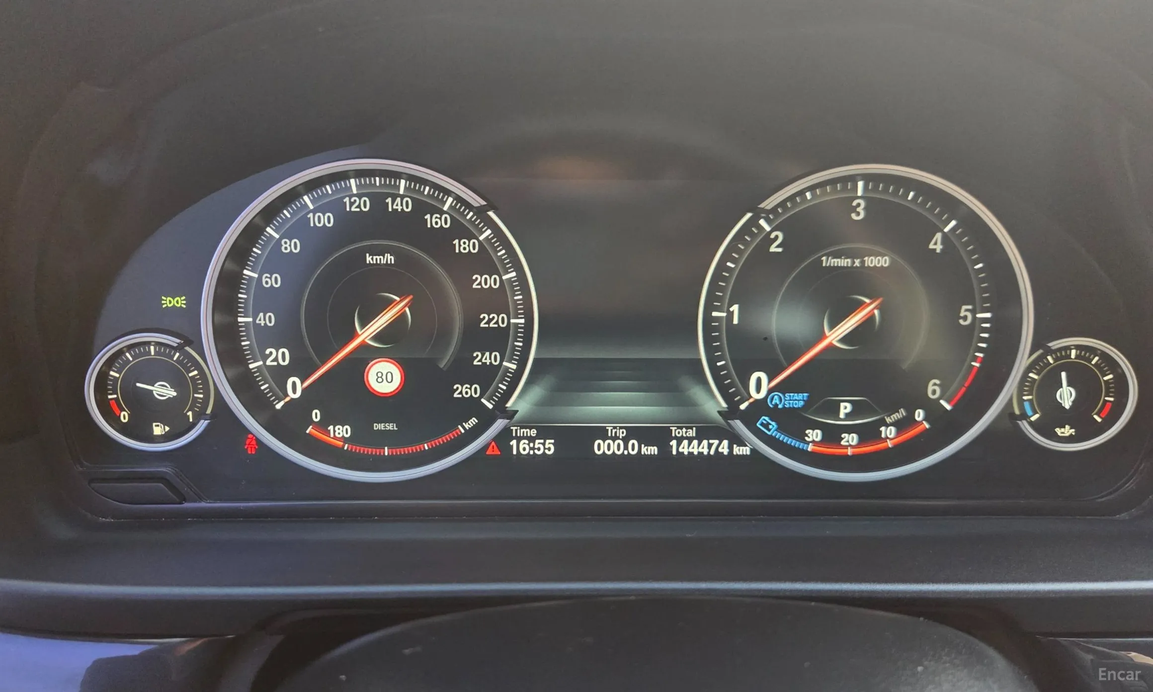 BMW 5 Series (F10) превью 8