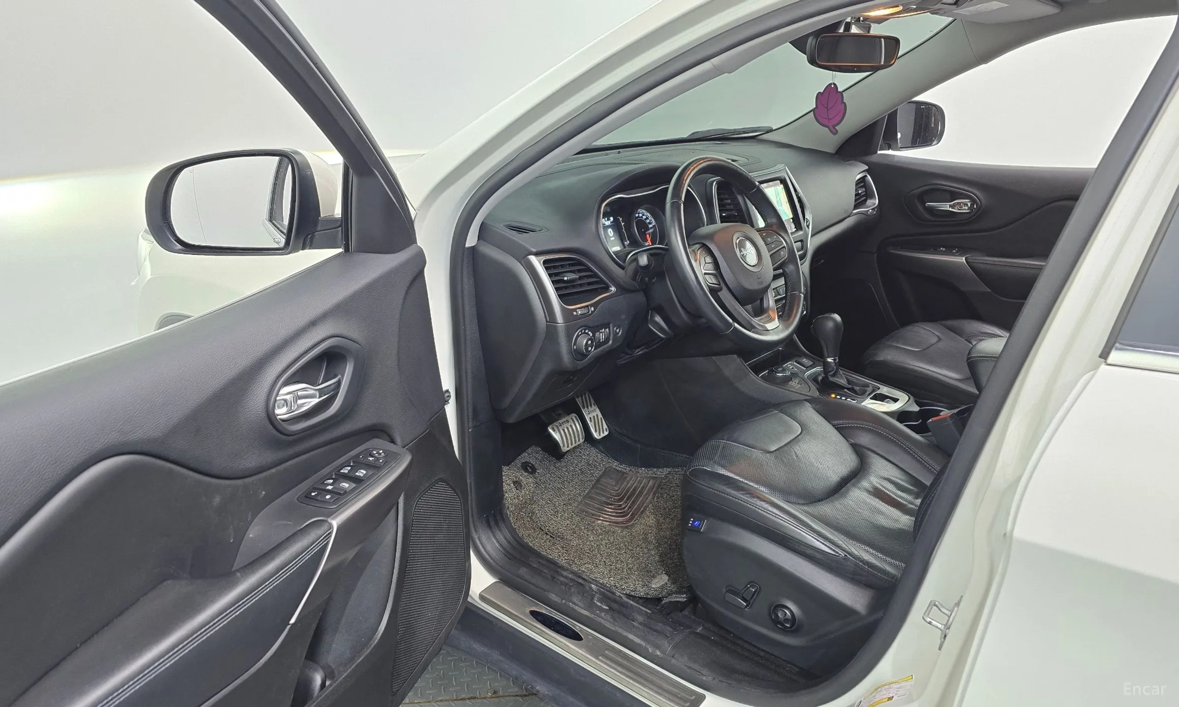 Jeep Cherokee (KL) превью 10