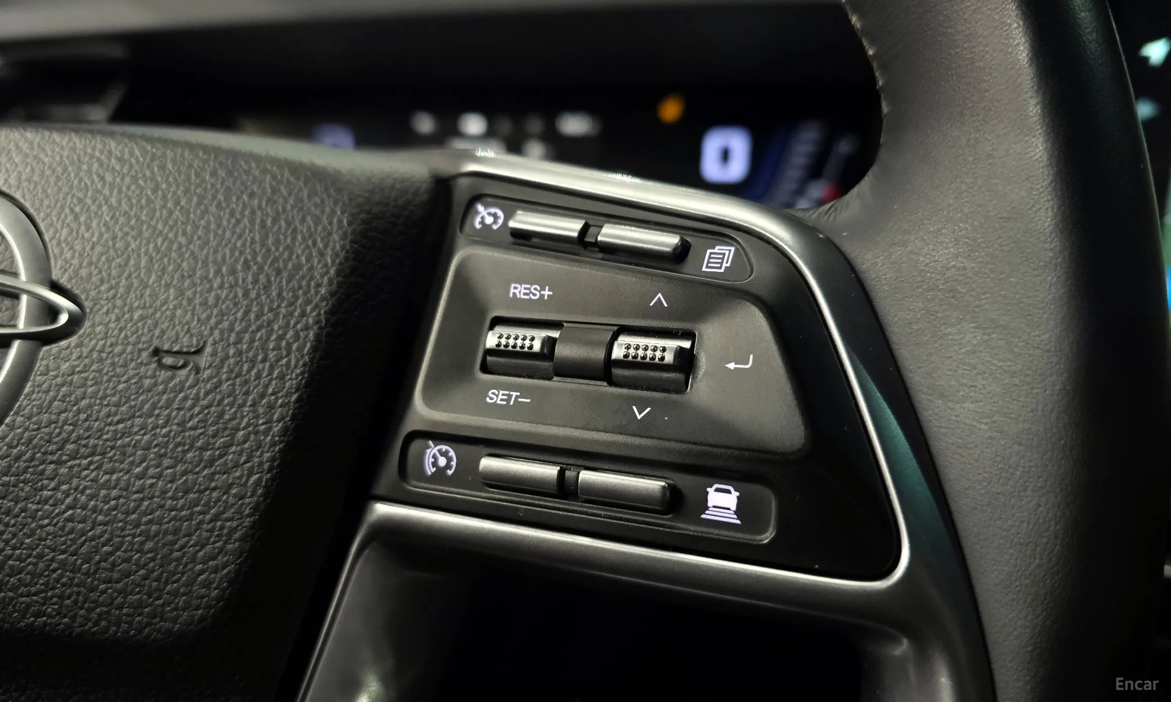 KG Mobility (SsangYong) Torres превью 14