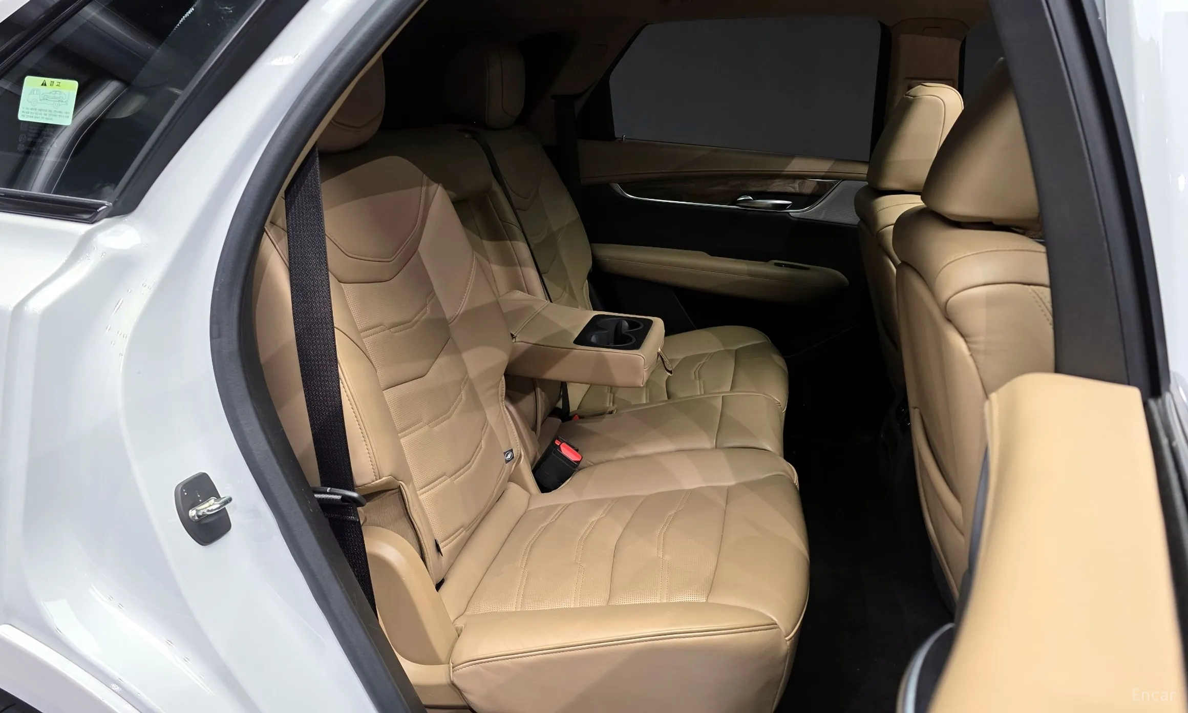 Cadillac XT5 превью 12