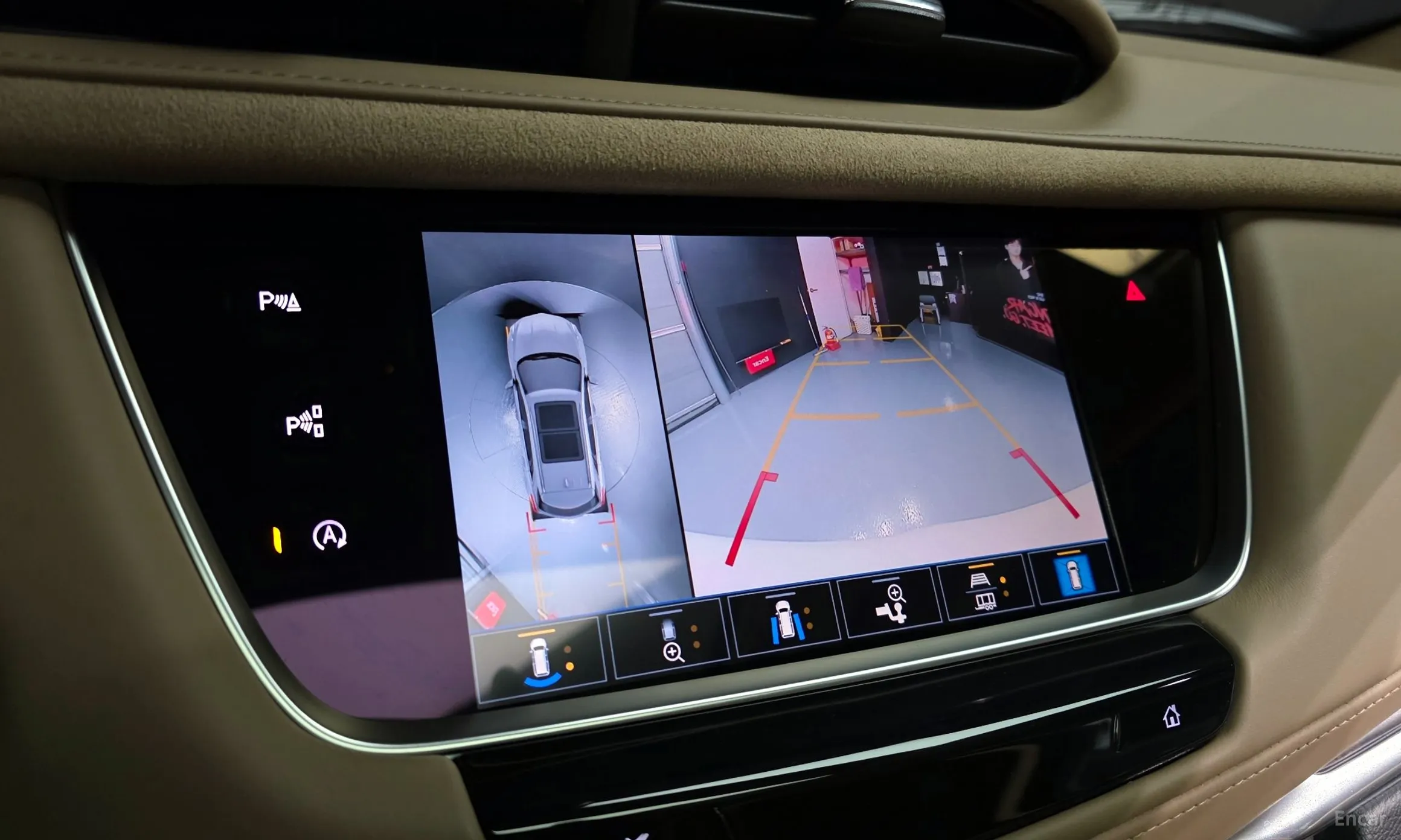 Cadillac XT5 превью 16