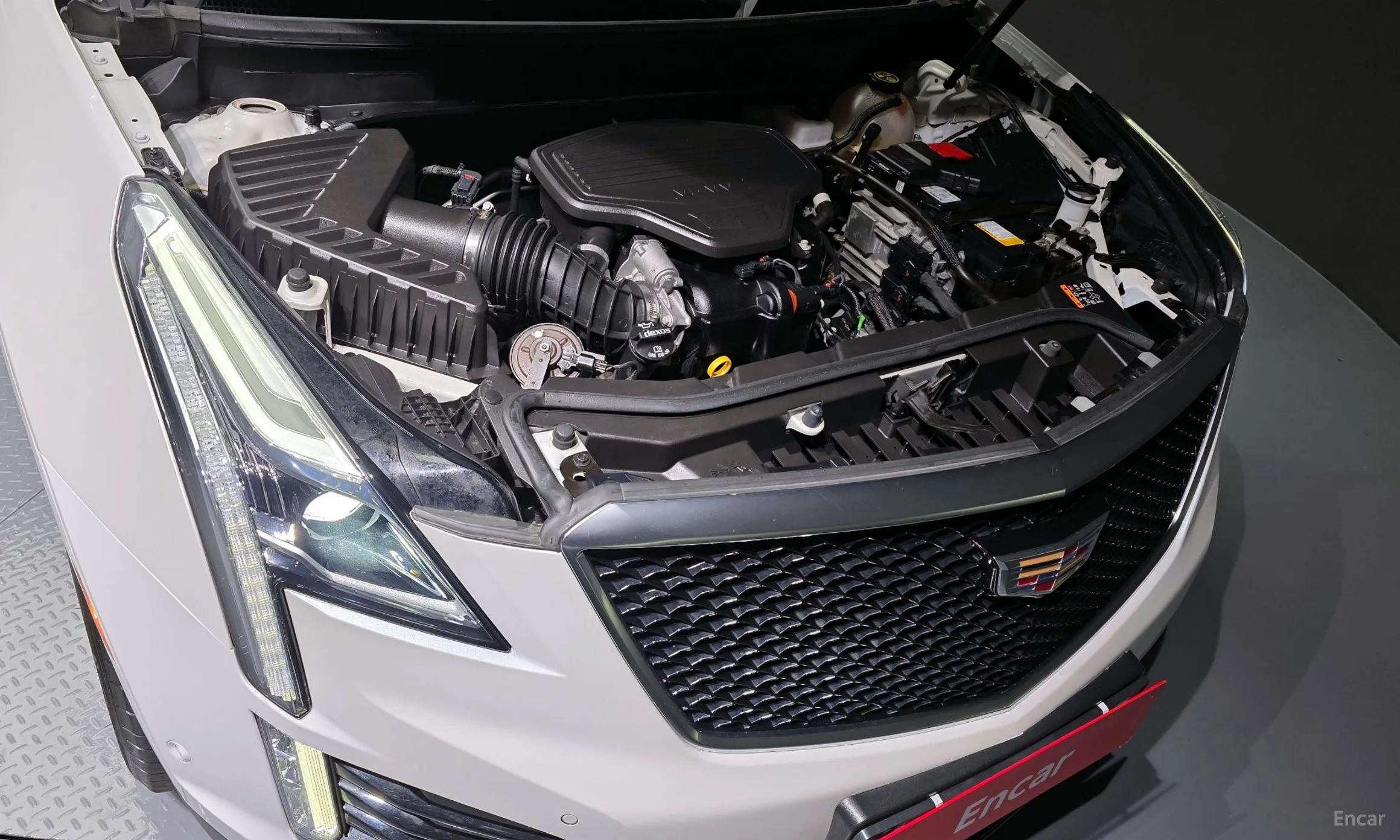 Cadillac XT5 превью 6