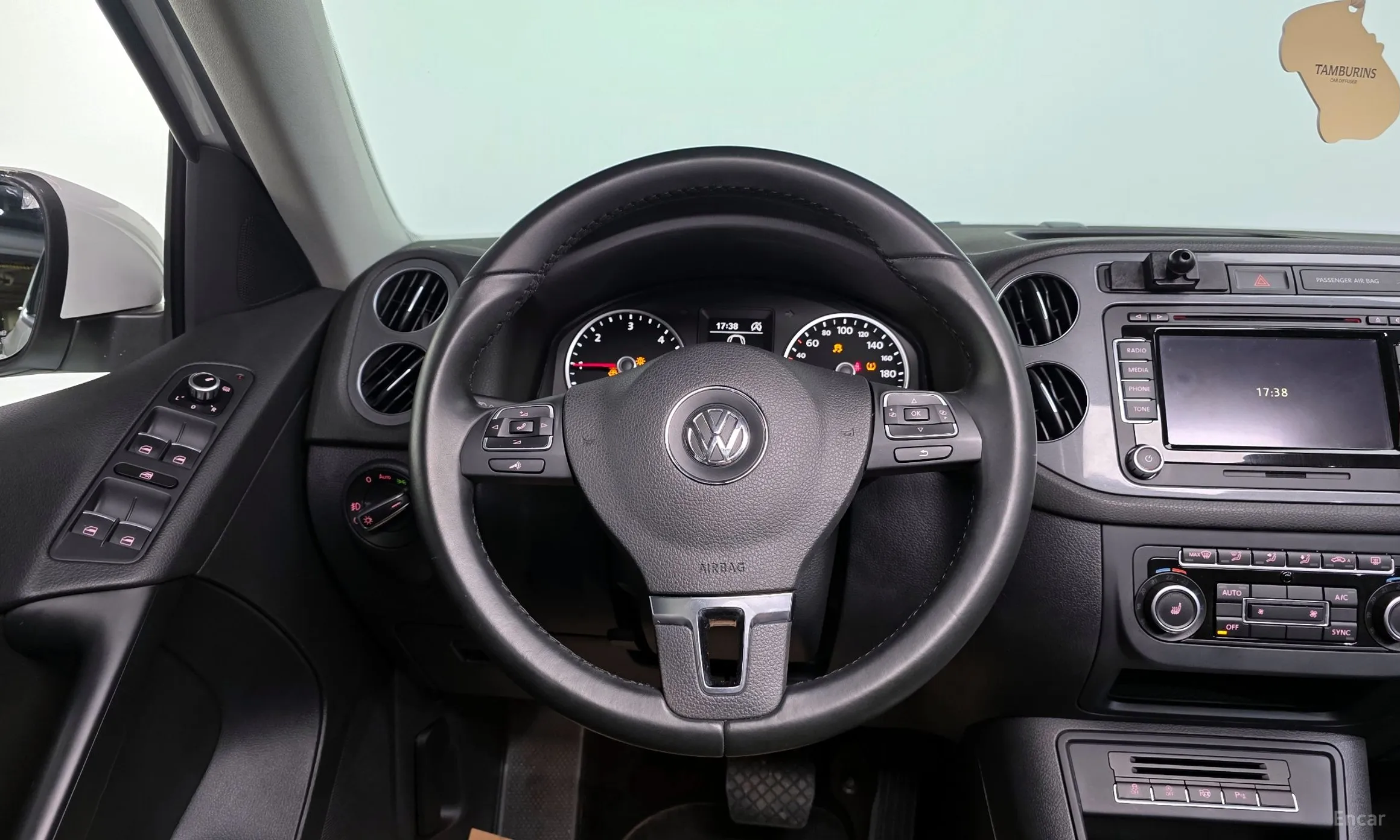 Volkswagen New Tiguan превью 13