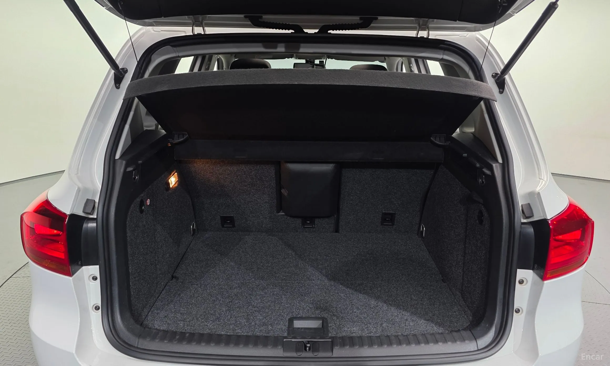 Volkswagen New Tiguan превью 20