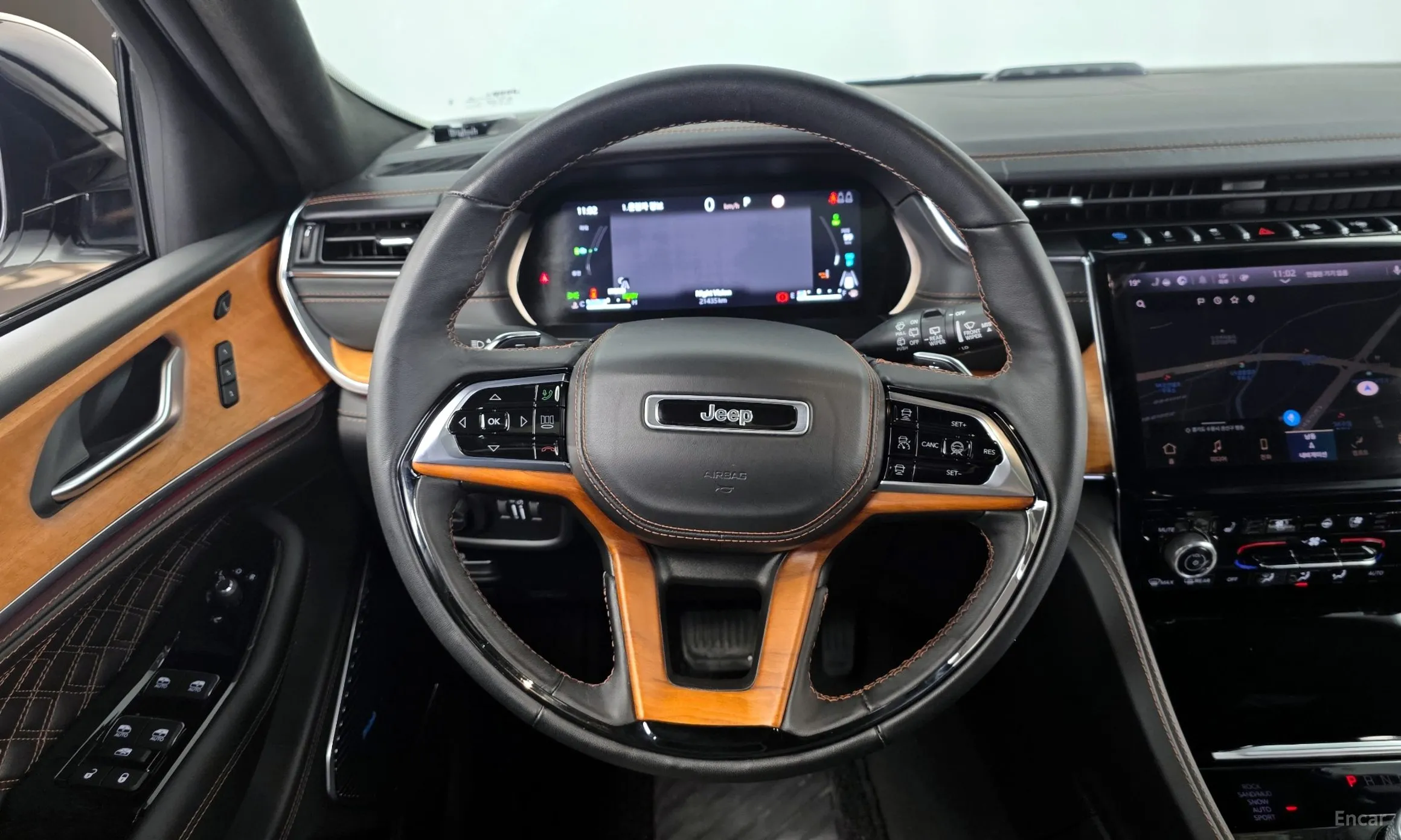 Jeep Grand Cherokee (WL) превью 13