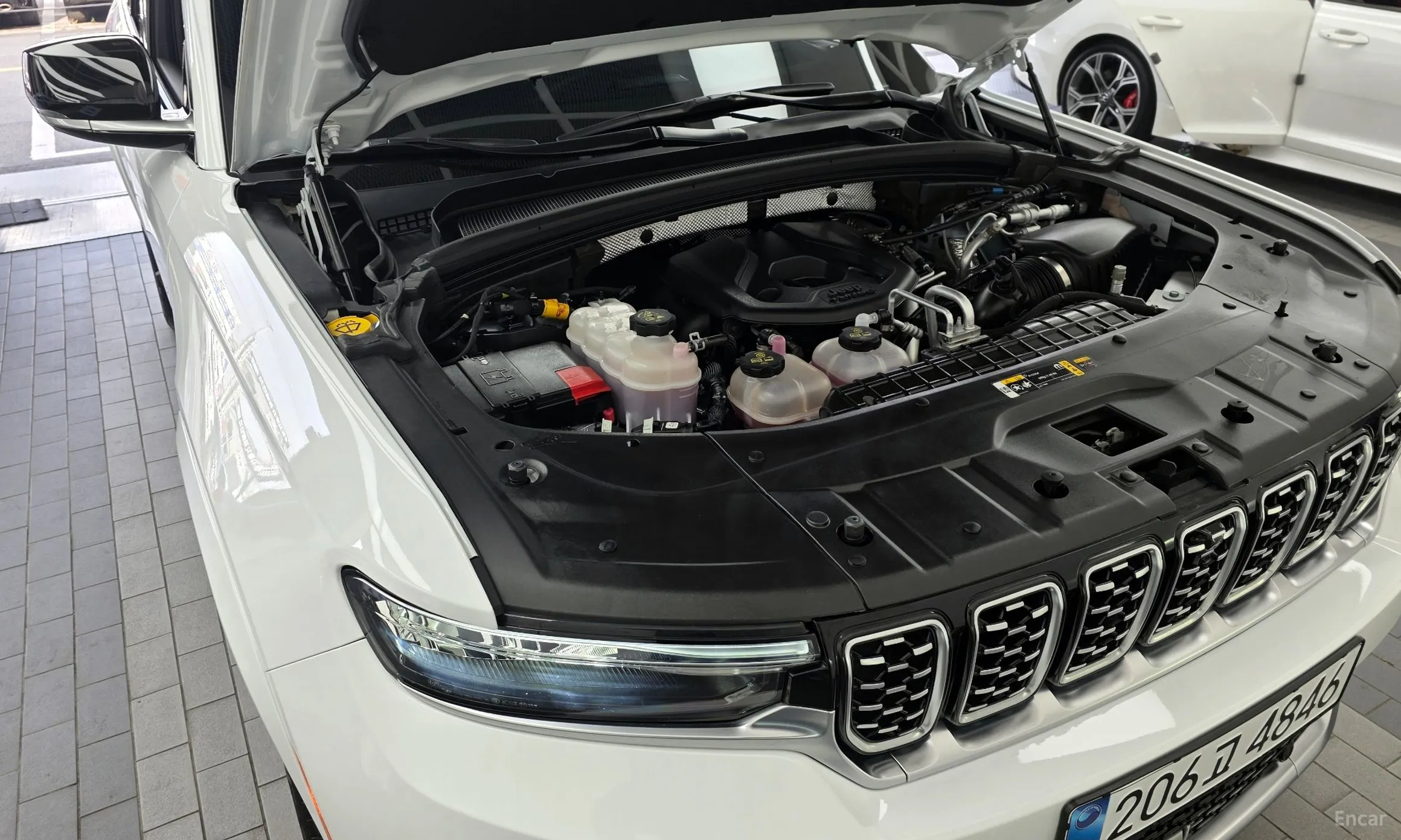 Jeep Grand Cherokee (WL) превью 6