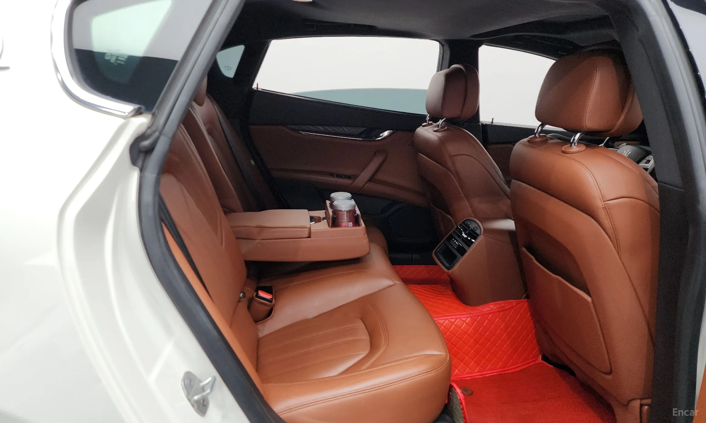 Maserati Quattroporte превью 12
