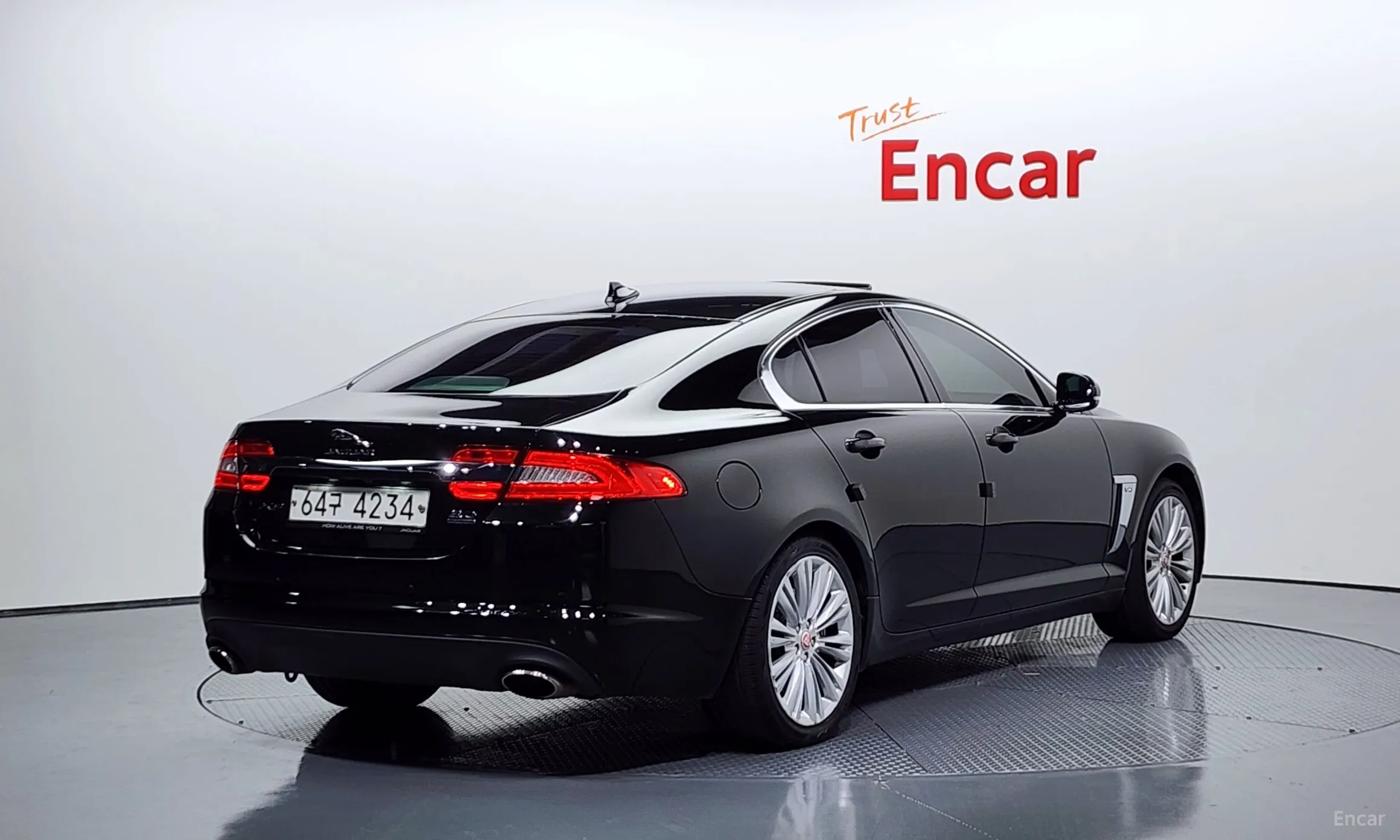 Jaguar New XF