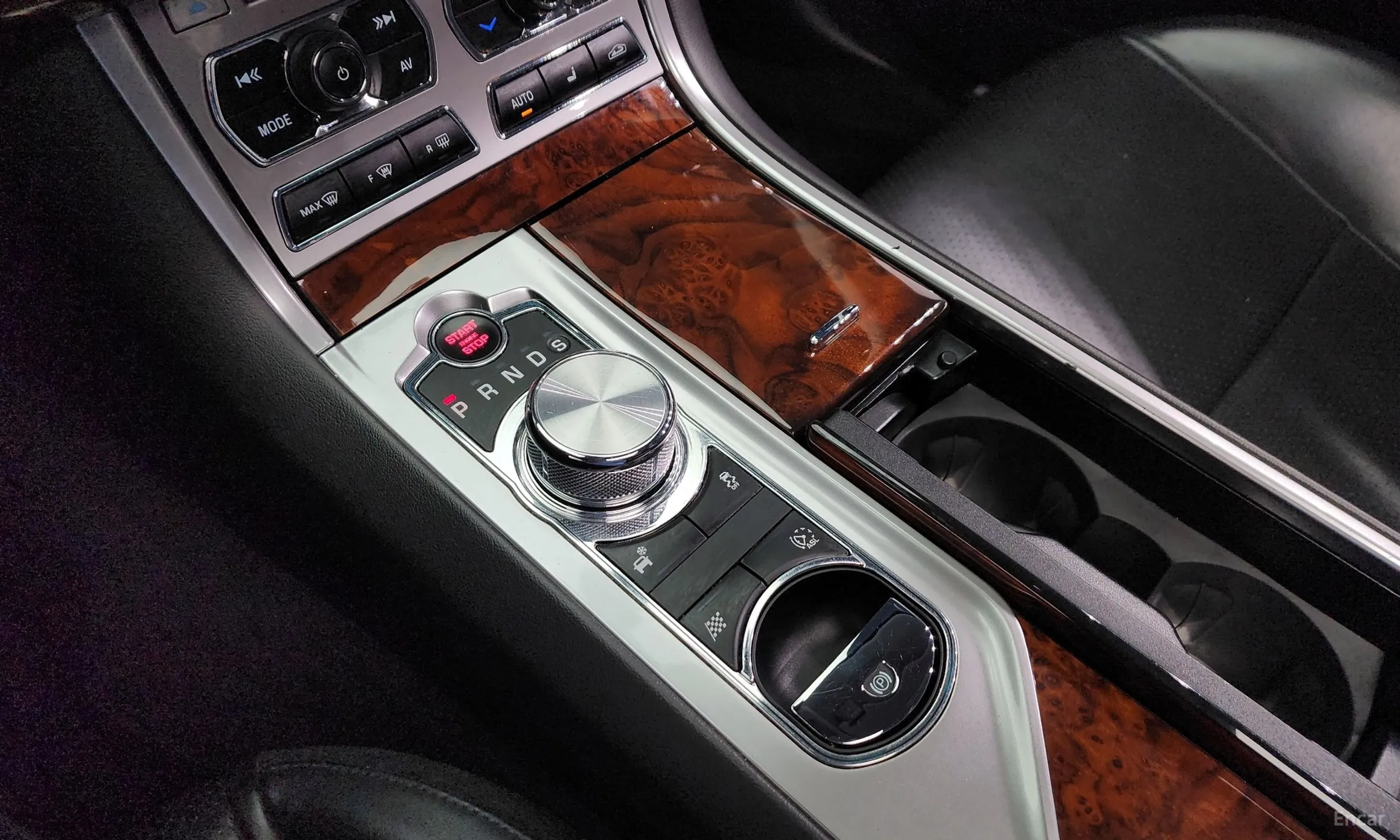 Jaguar New XF превью 9