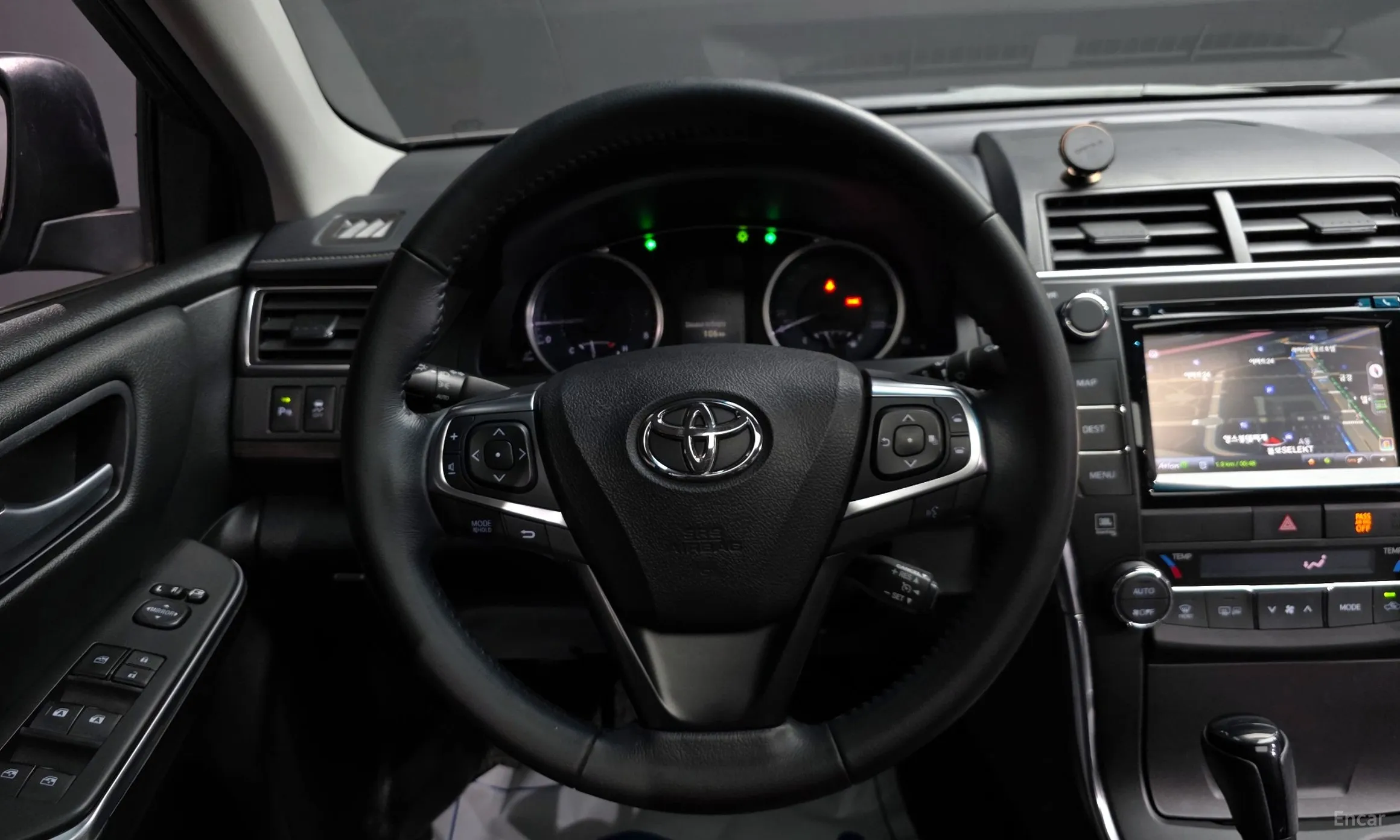 Toyota New Camry превью 13