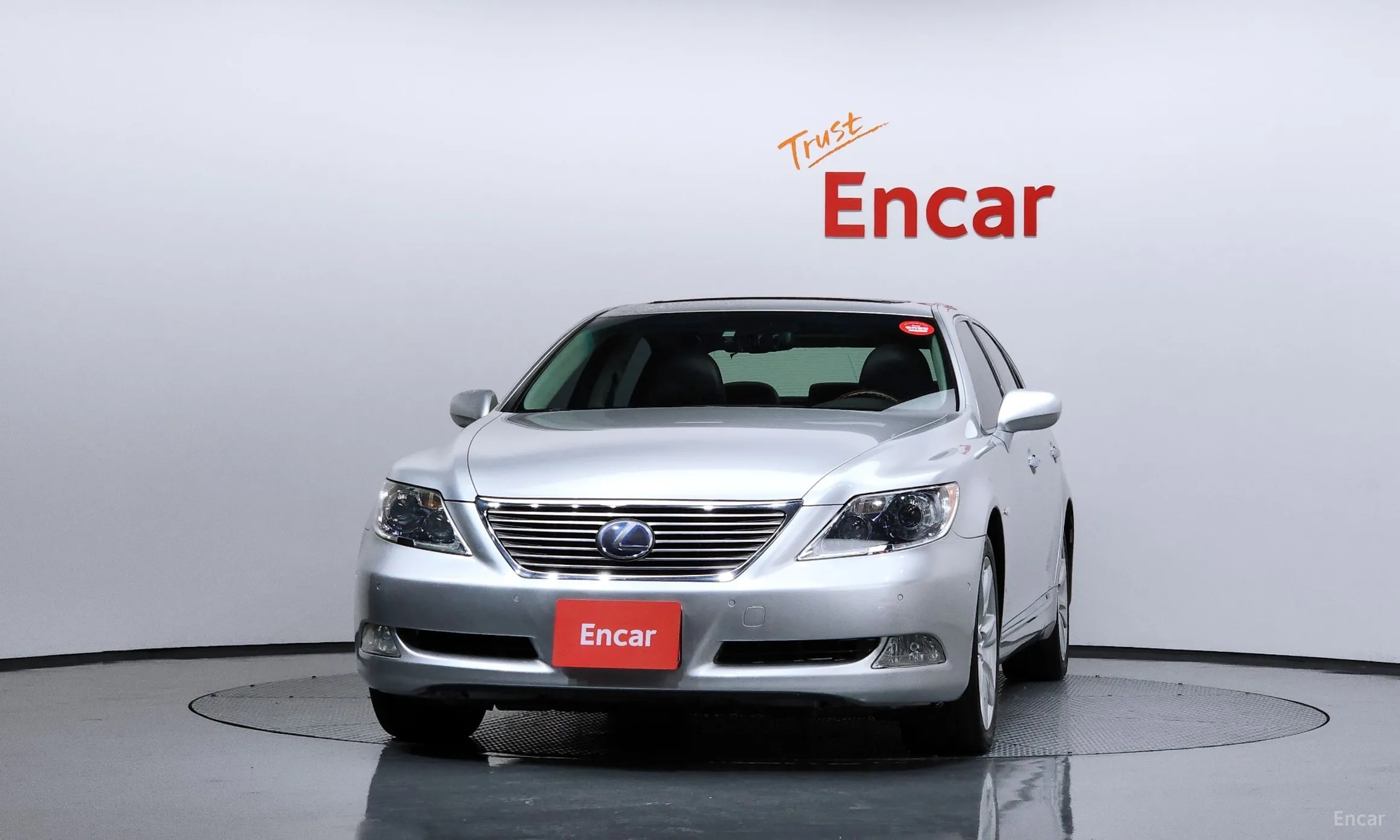 Lexus LS600hL превью 3