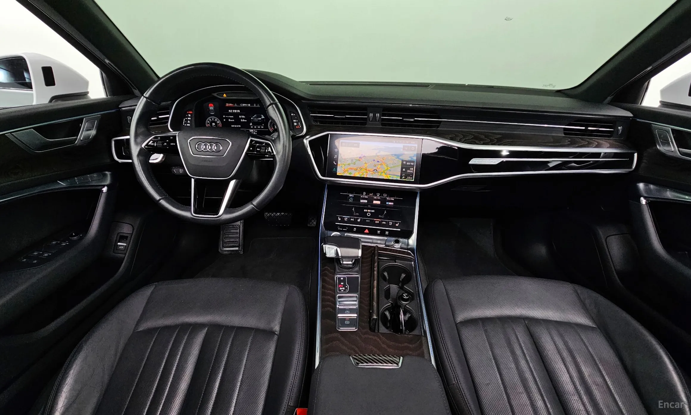 Audi A6 (C8) превью 7