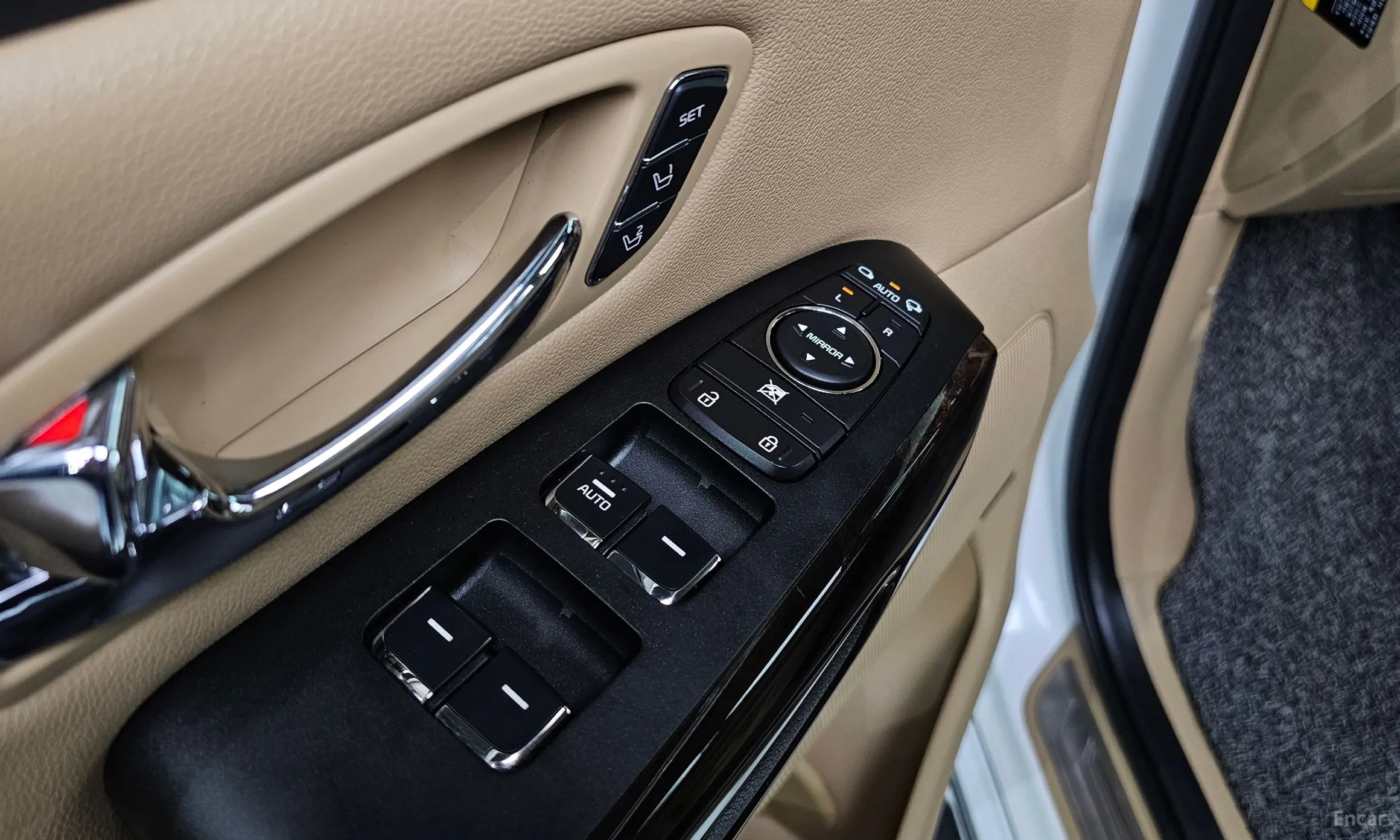 Kia Carnival превью 13