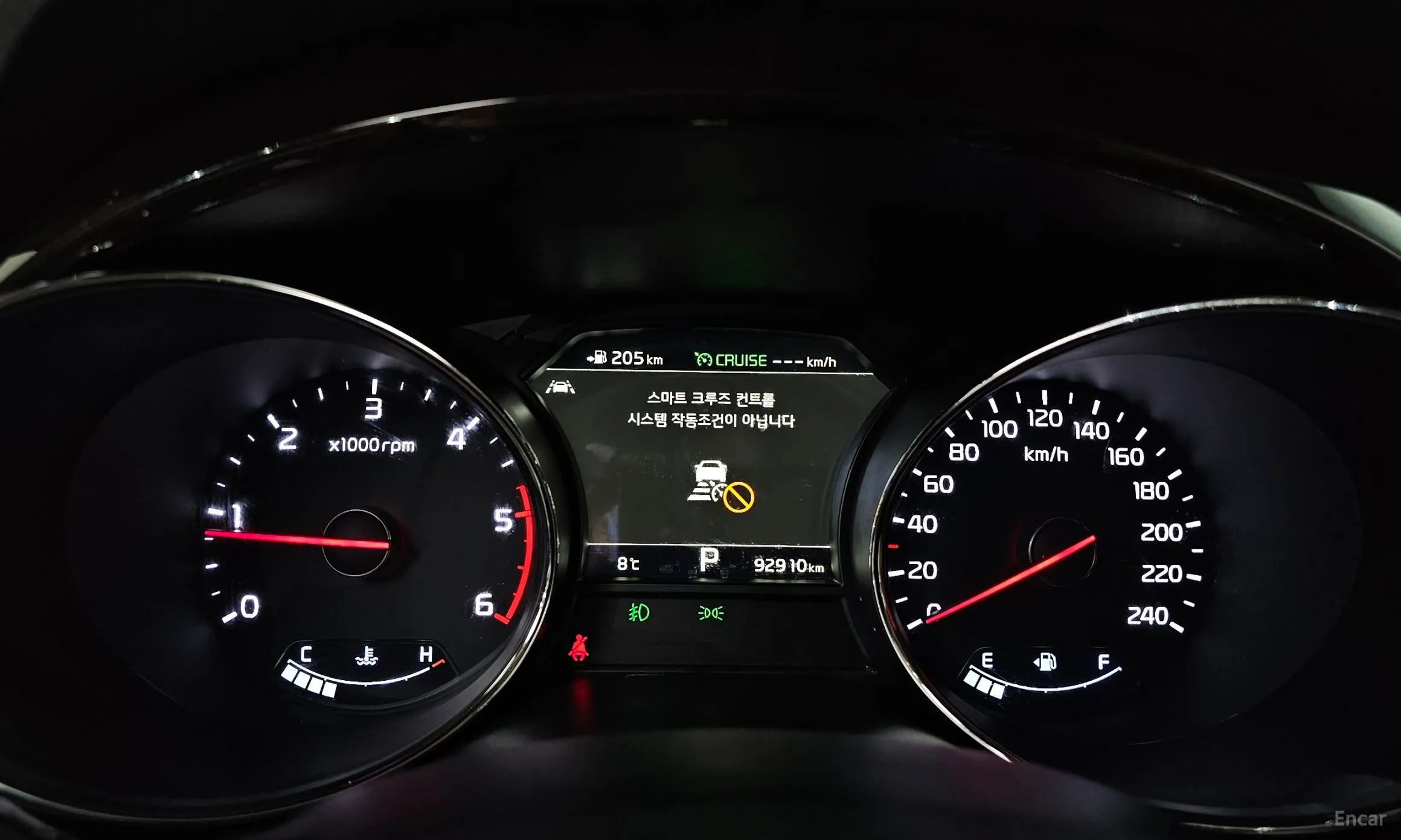 Kia Carnival превью 8
