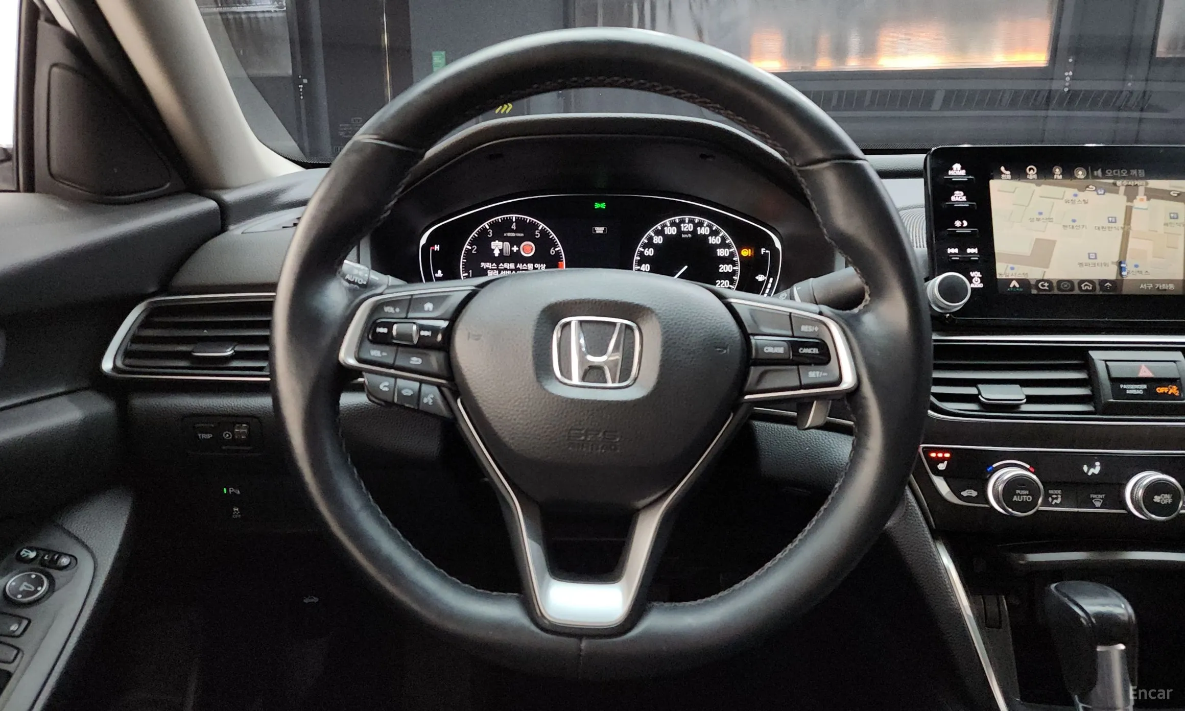 Honda Accord 10th Generation превью 13