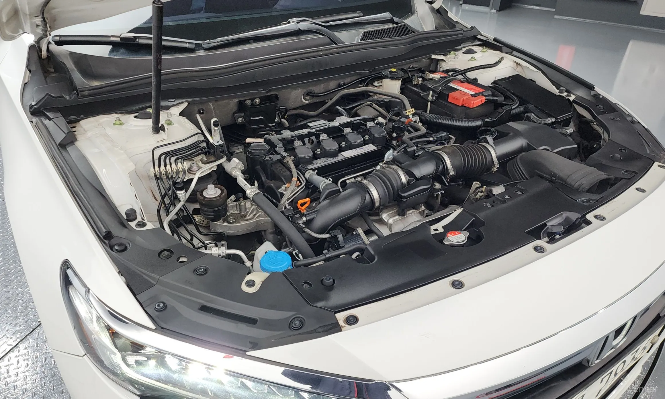 Honda Accord 10th Generation превью 6