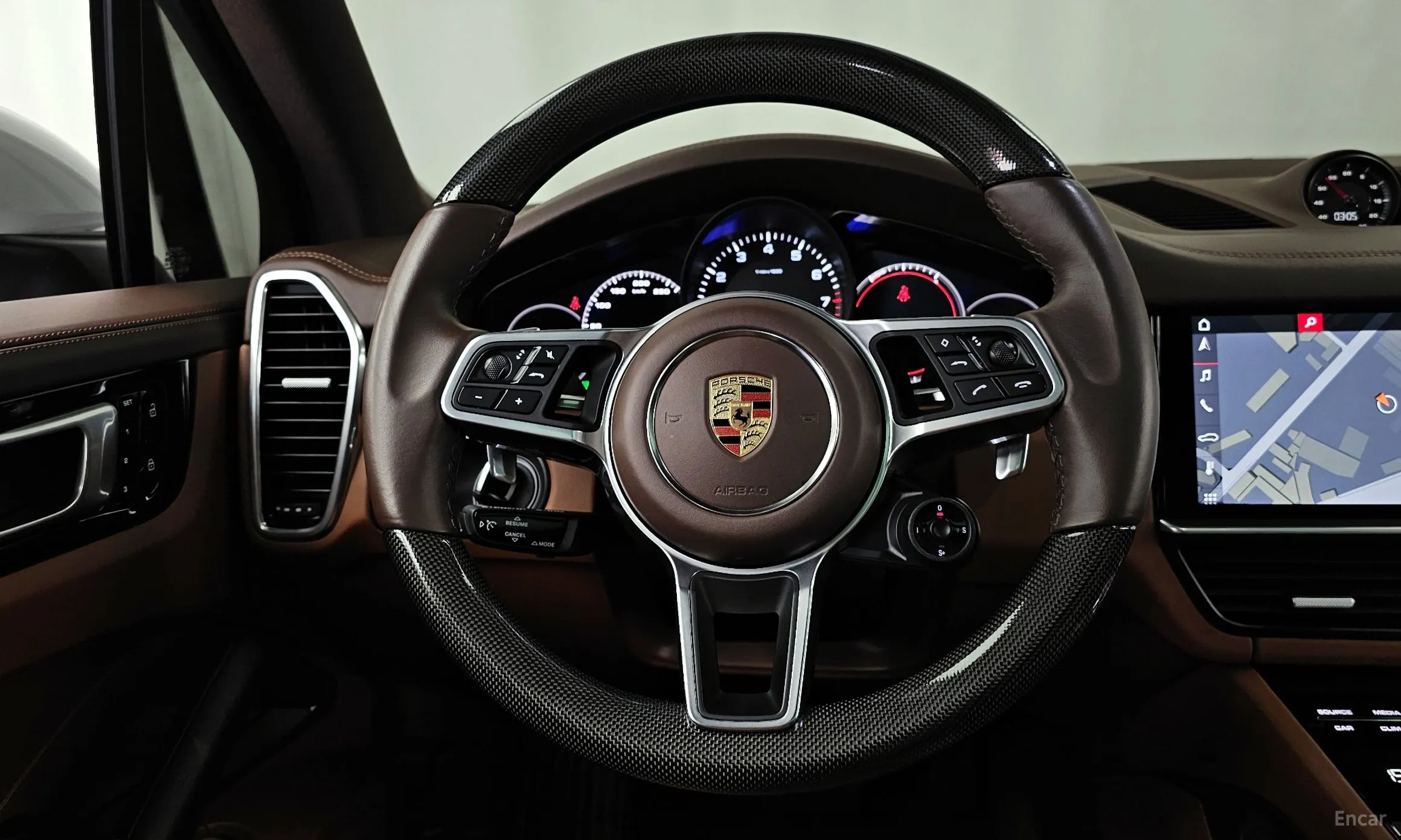 Porsche Cayenne (PO536) превью 13
