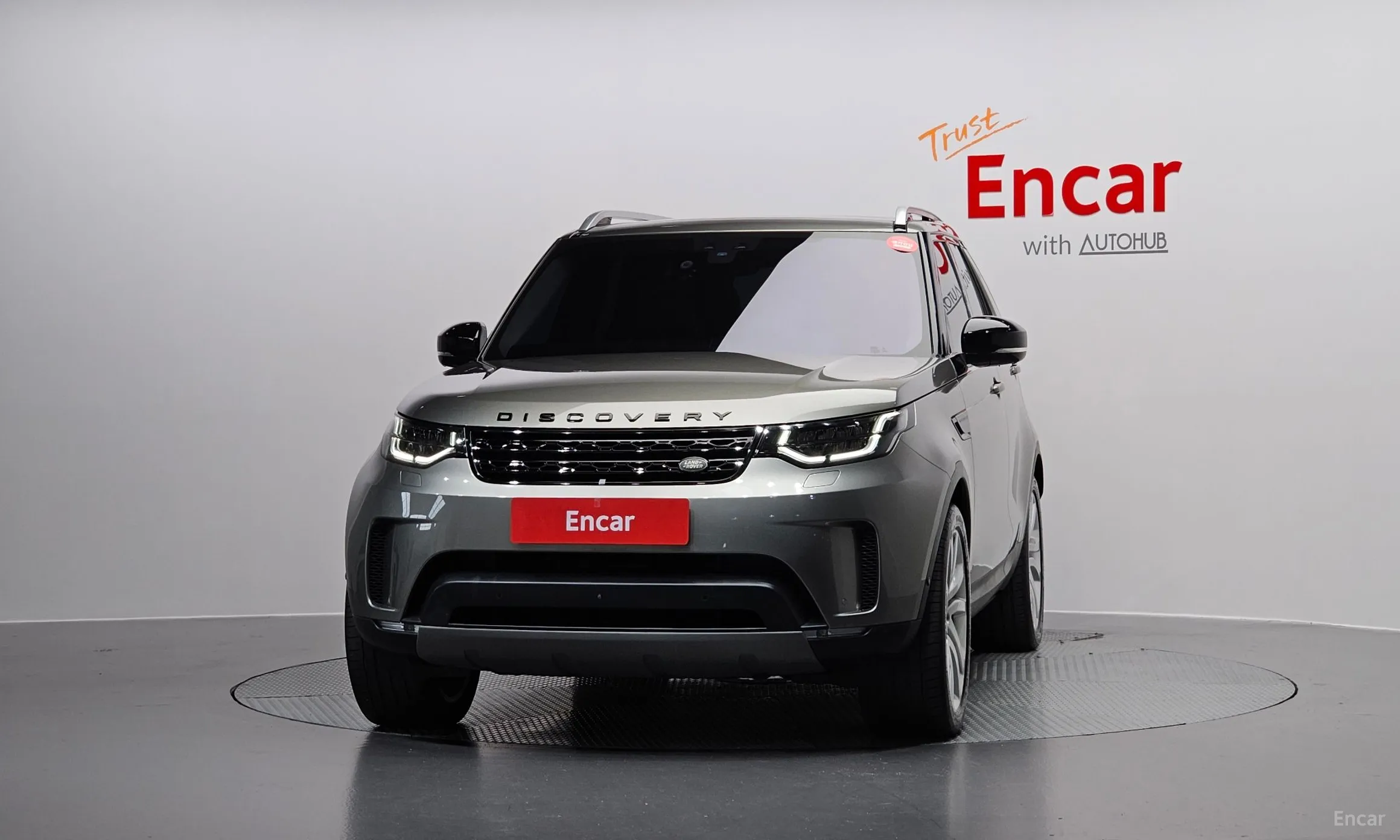 Land Rover Discovery 5 превью 3