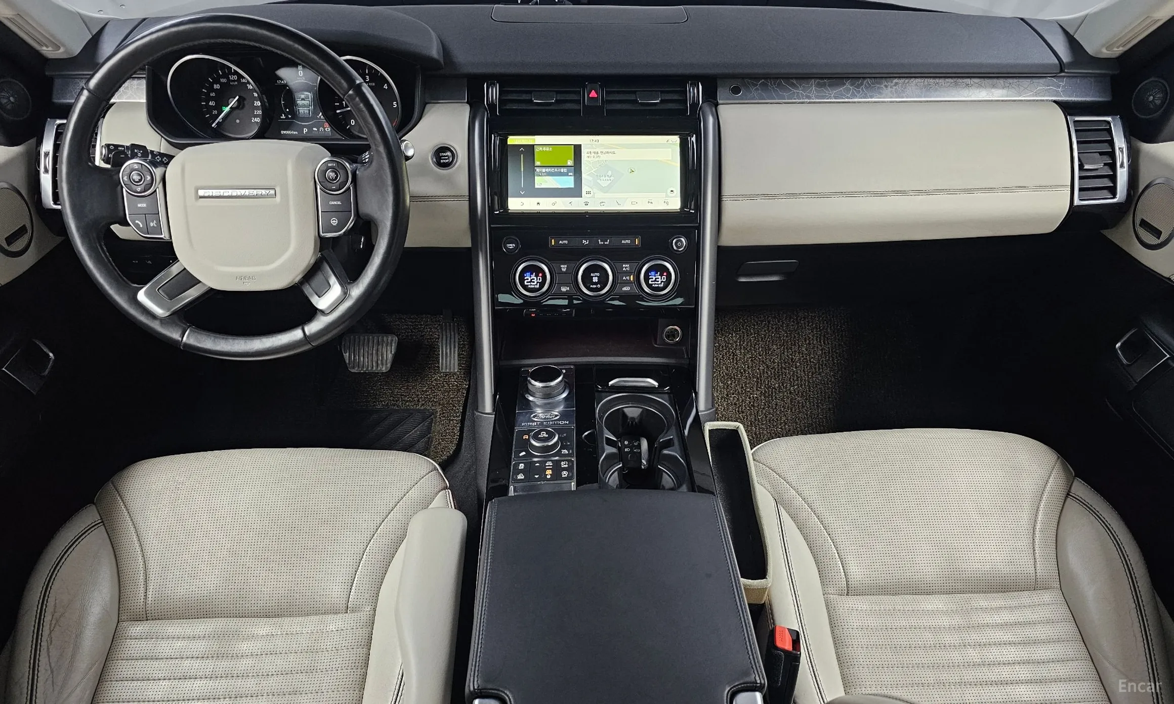 Land Rover Discovery 5 превью 7