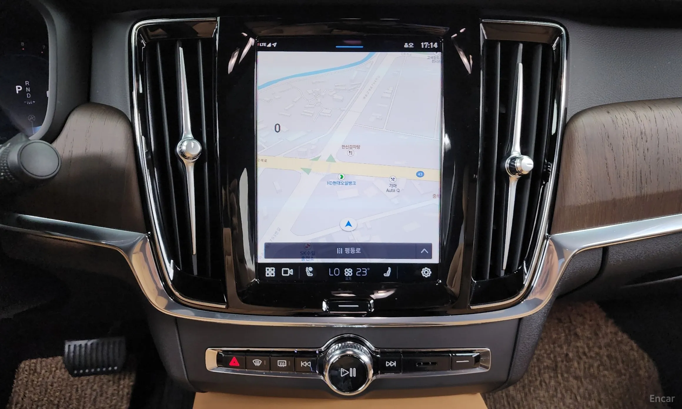 Volvo S90 превью 14